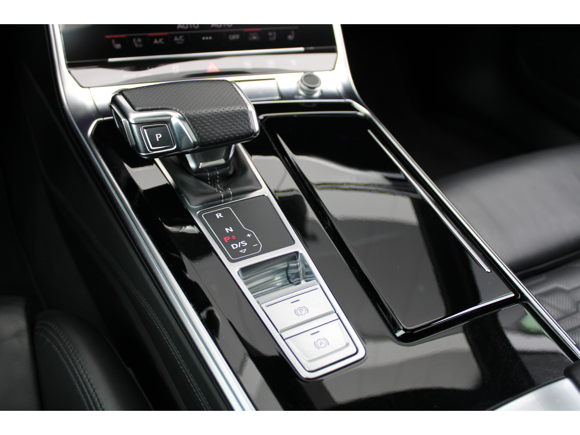 Audi RS6 Avant RS 6 TFSI quattro 43460861-43.jpg | ROS Automotive