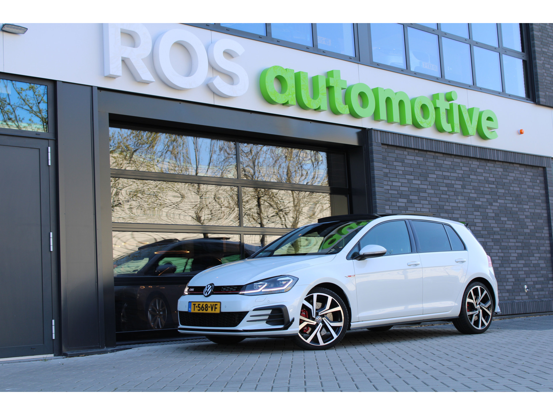 Volkswagen Golf 2.0 TSI GTI Performance 44245237-0.jpg | ROS Automotive
