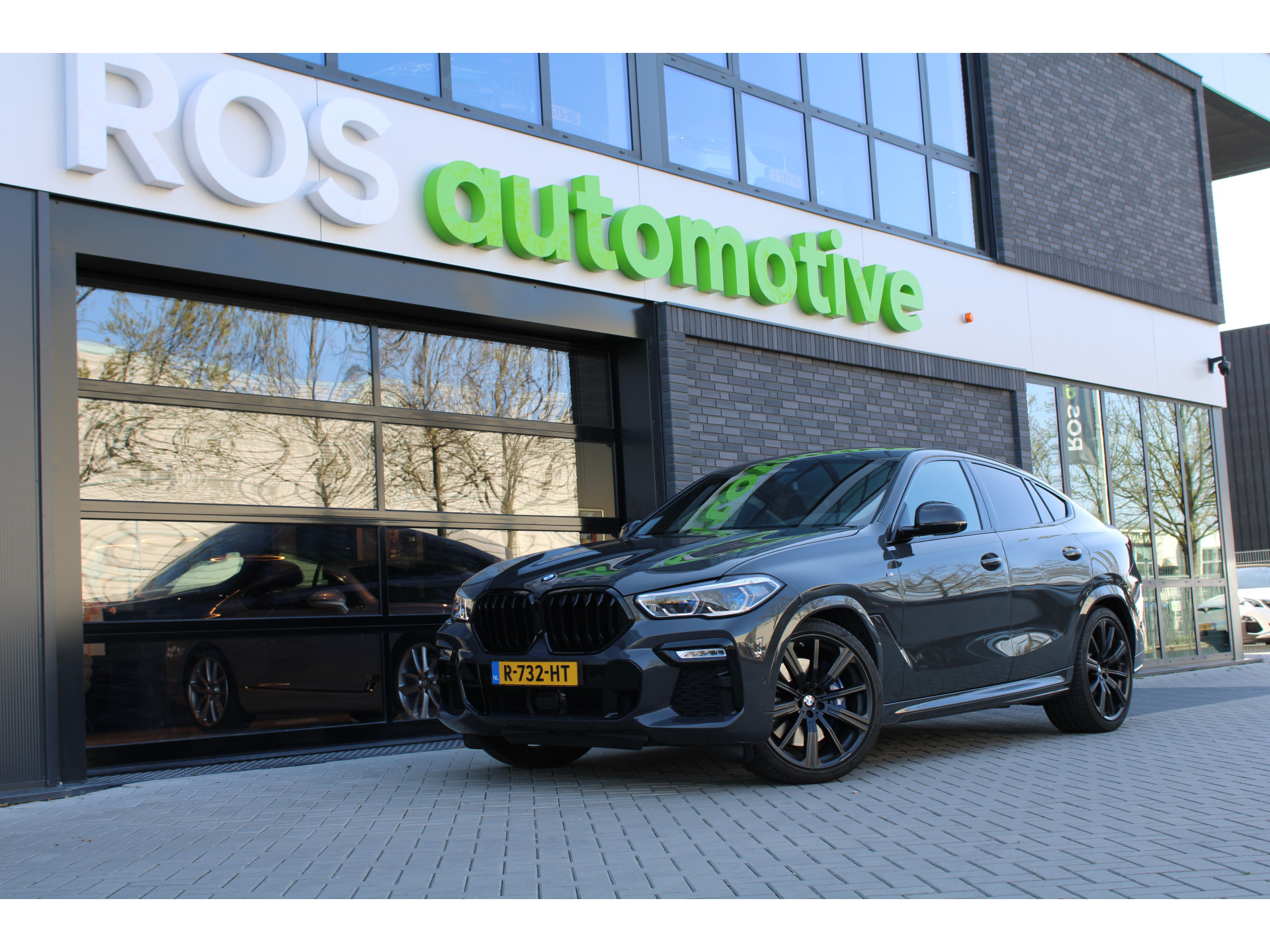 BMW X6 M50i High Executive 44245494-0.jpg | ROS Automotive