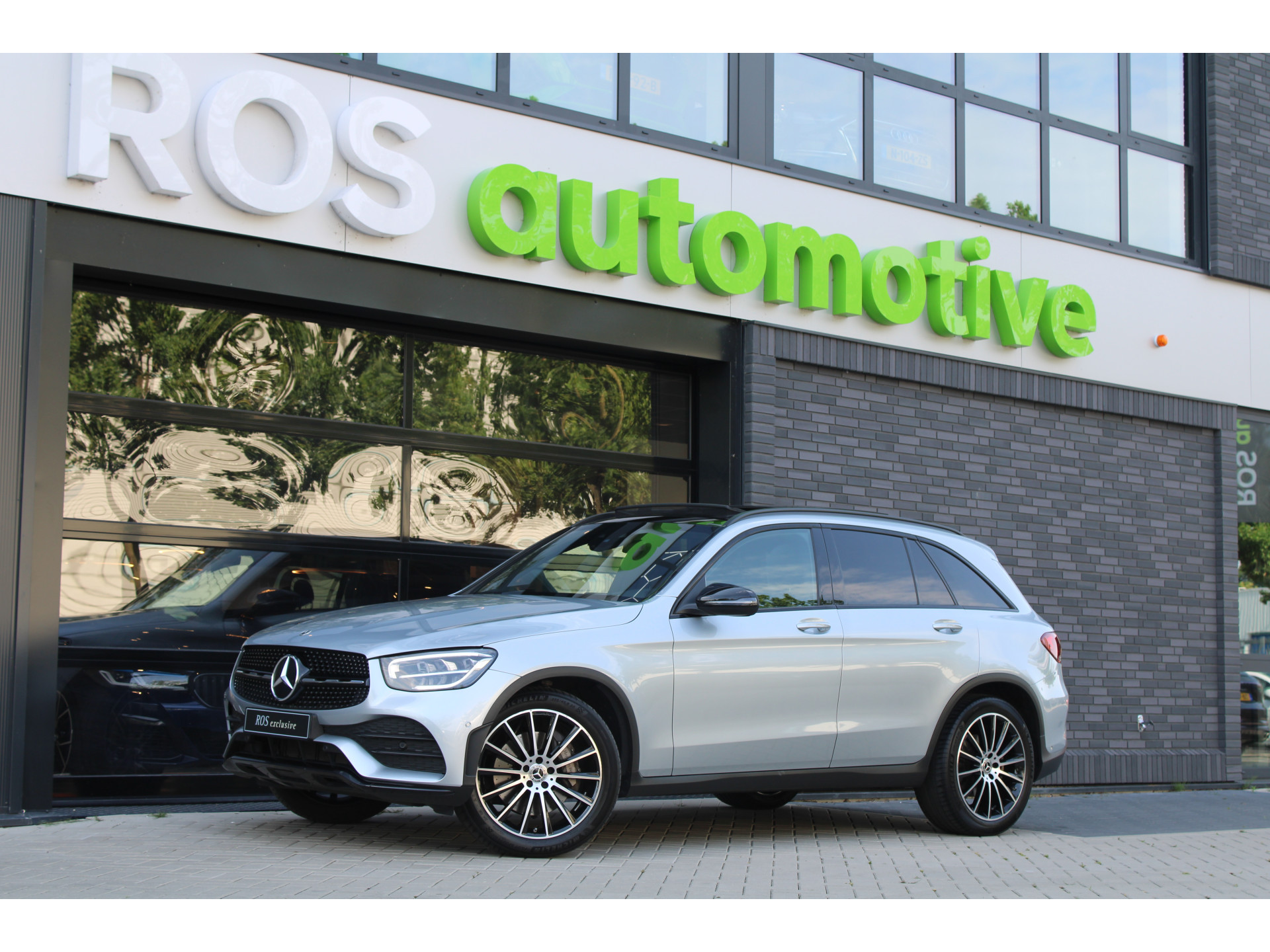 Mercedes-Benz GLC 200 4MATIC Business Solution AMG 46098987-0.jpg | ROS Automotive