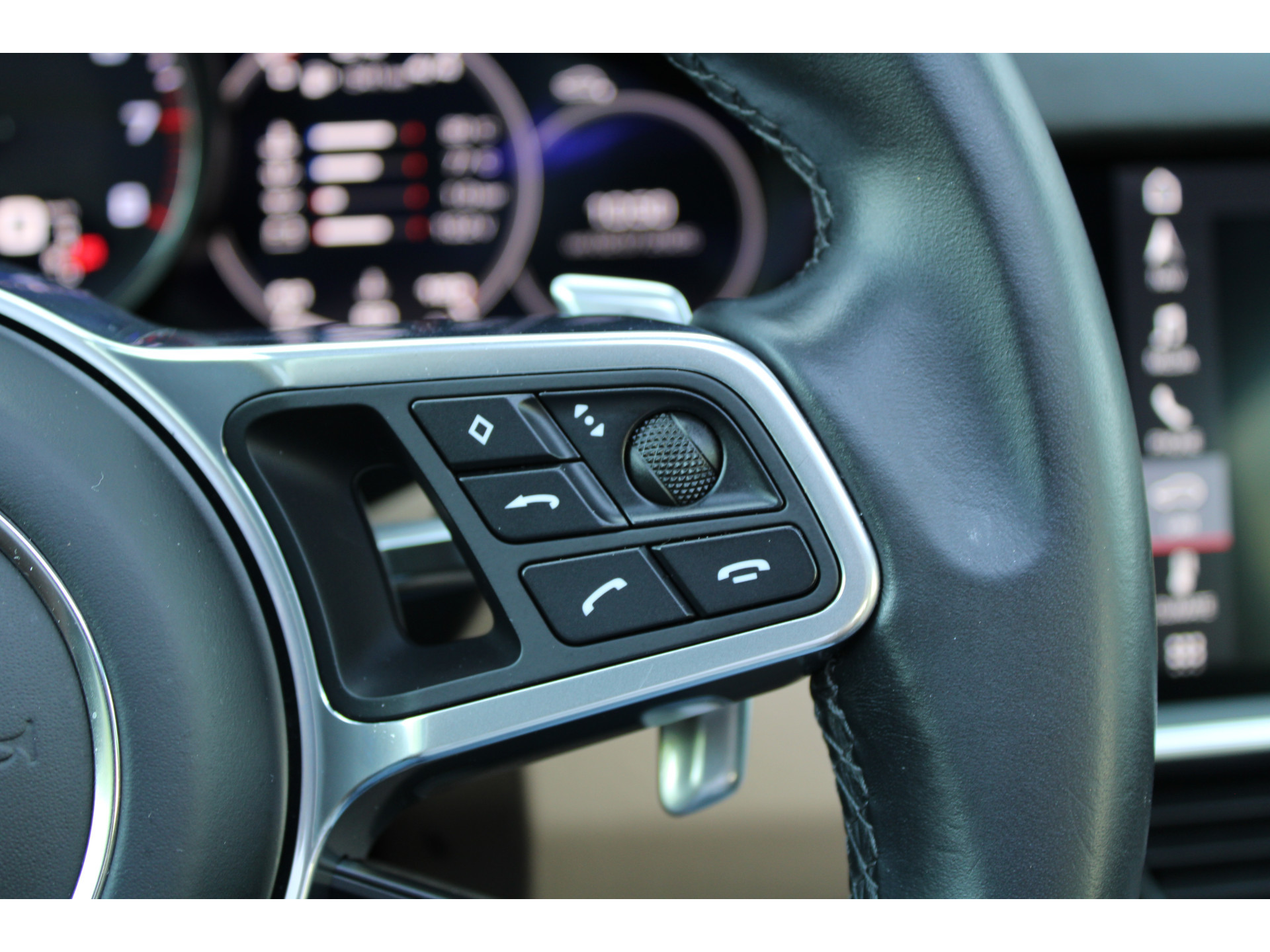 Porsche Cayenne 2.9 S 46099913-28.jpg | ROS Automotive