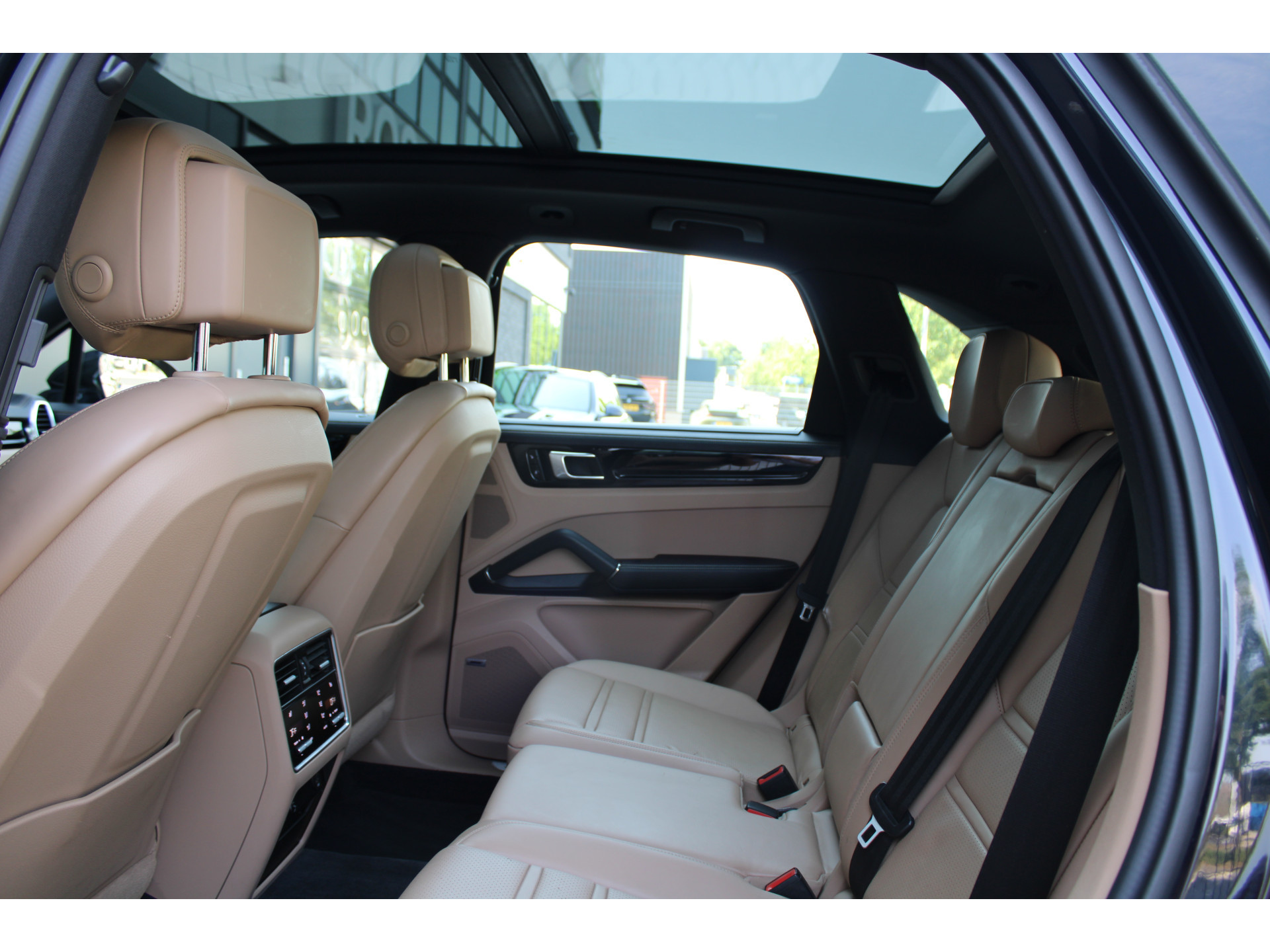 Porsche Cayenne 2.9 S 46099913-45.jpg | ROS Automotive