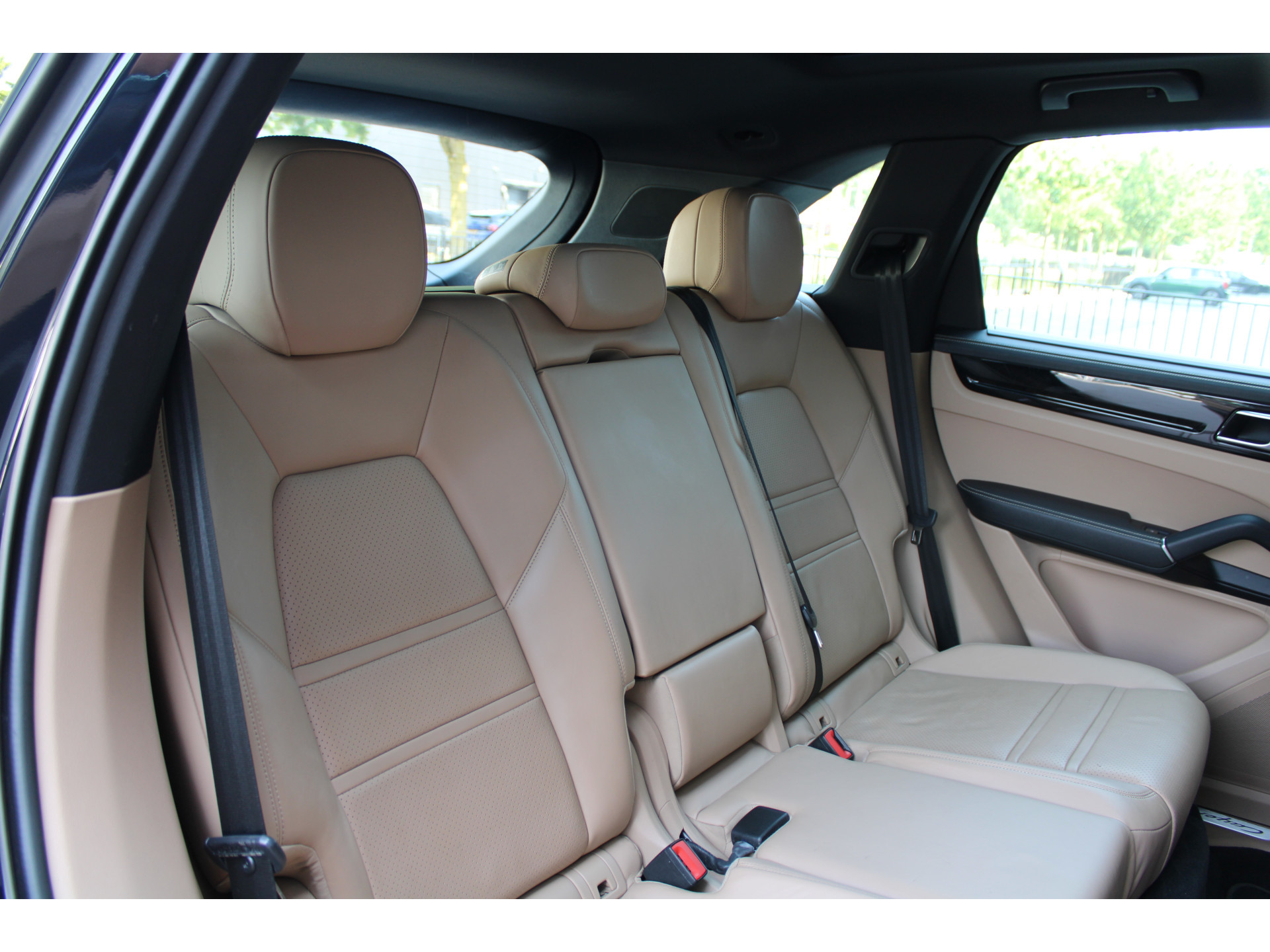 Porsche Cayenne 2.9 S 46099913-48.jpg | ROS Automotive