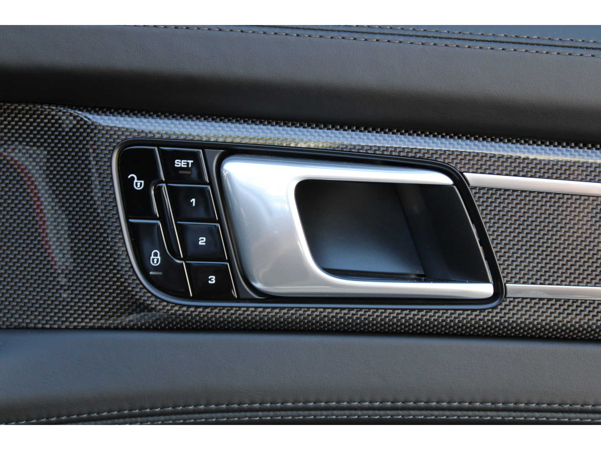 Porsche Panamera 4.0 Turbo S E-Hybrid 46124119-28.jpg | ROS Automotive