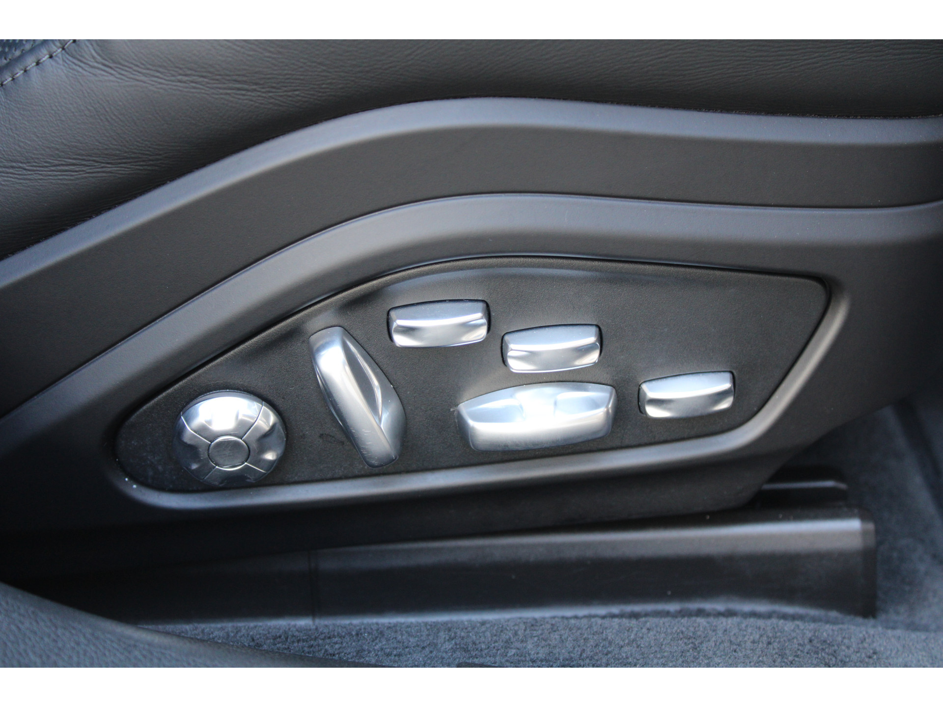 Porsche Panamera 4.0 Turbo S E-Hybrid 46124119-29.jpg | ROS Automotive