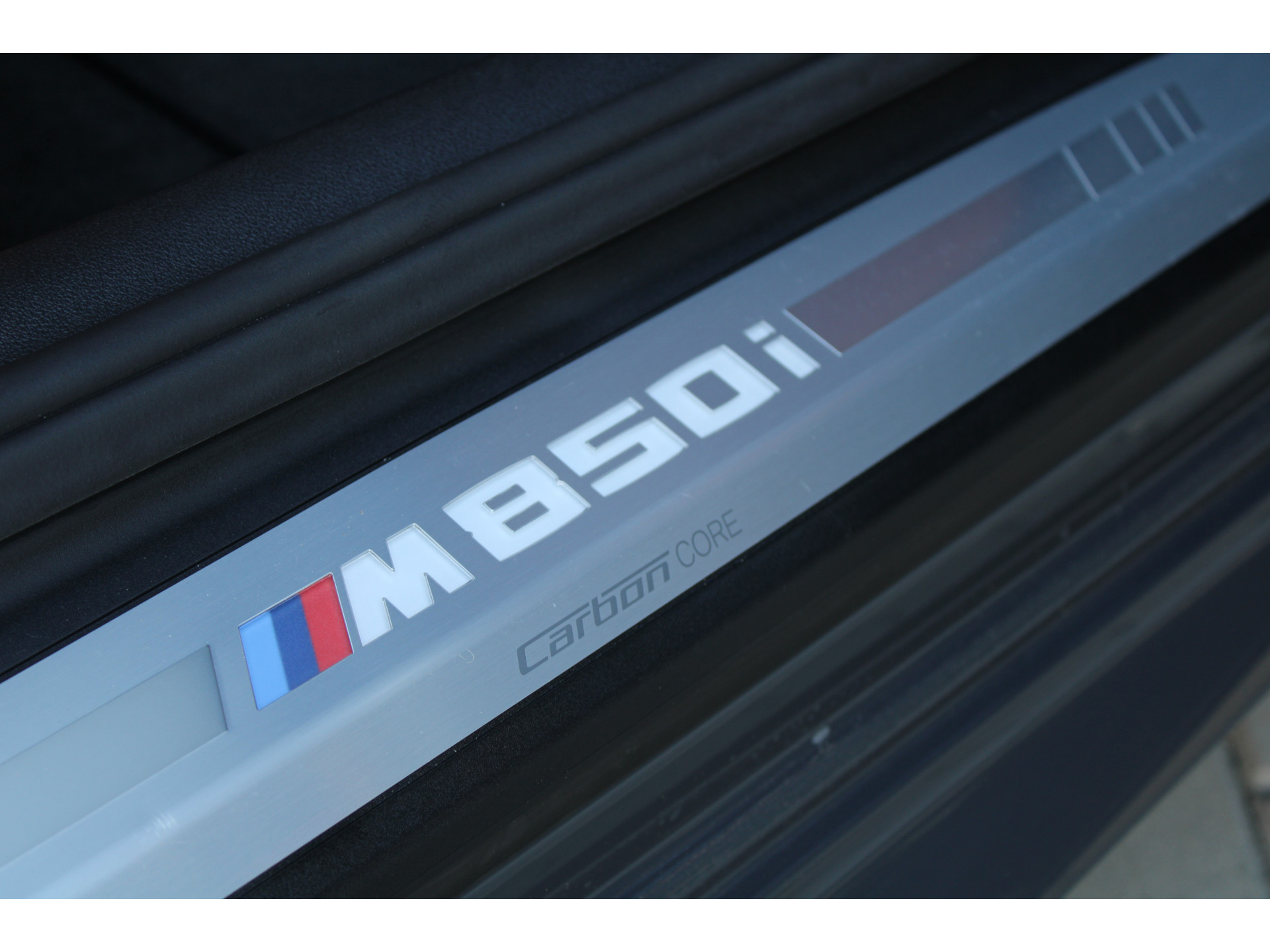 BMW 8 Serie M850i xDrive High Executive 46153342-30.jpg | ROS Automotive