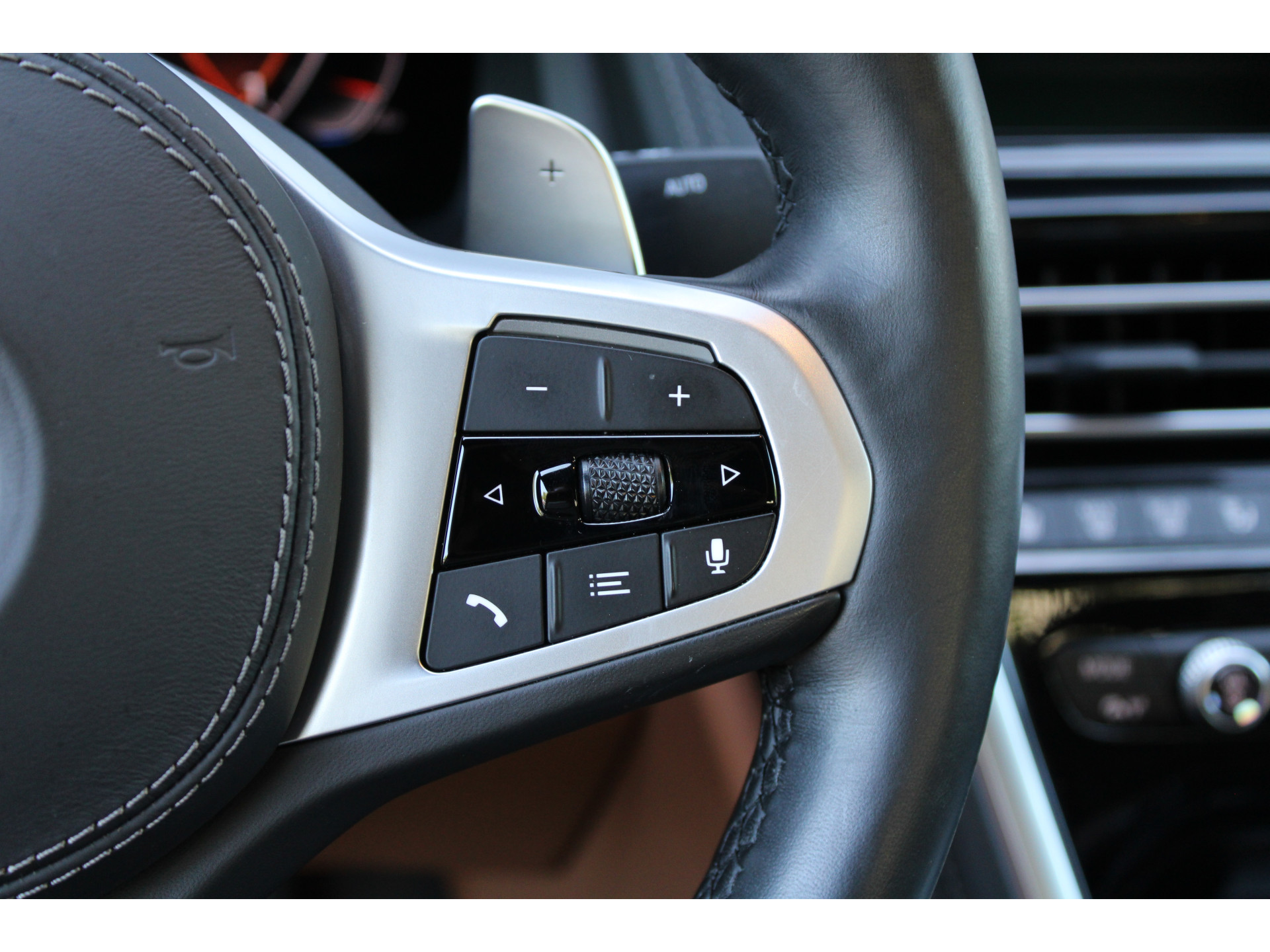 BMW 8 Serie M850i xDrive High Executive 46153342-35.jpg | ROS Automotive