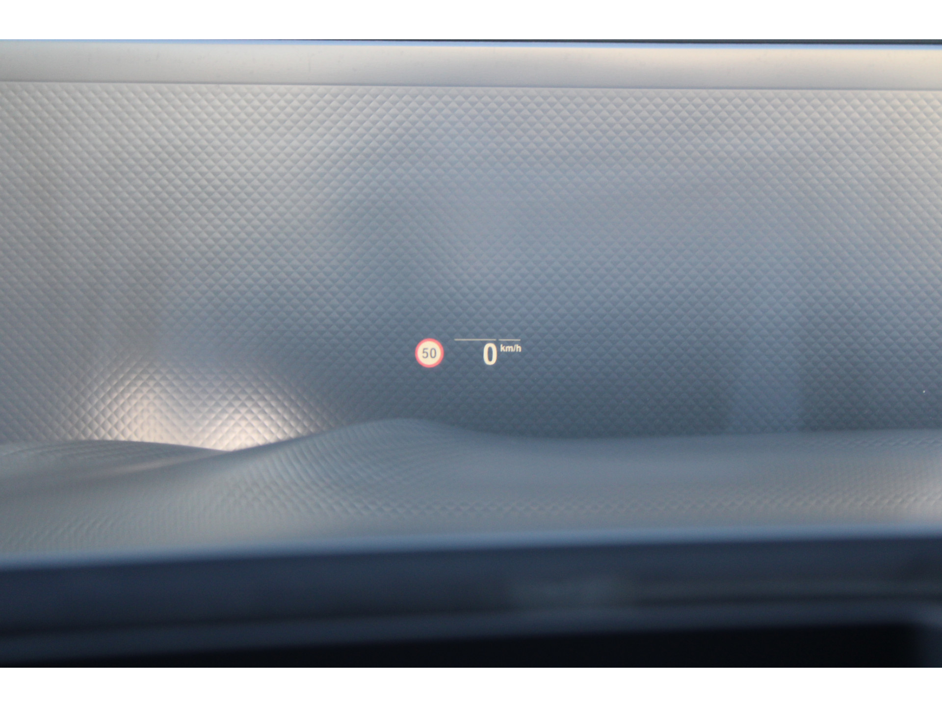 BMW 8 Serie M850i xDrive High Executive 46153342-37.jpg | ROS Automotive