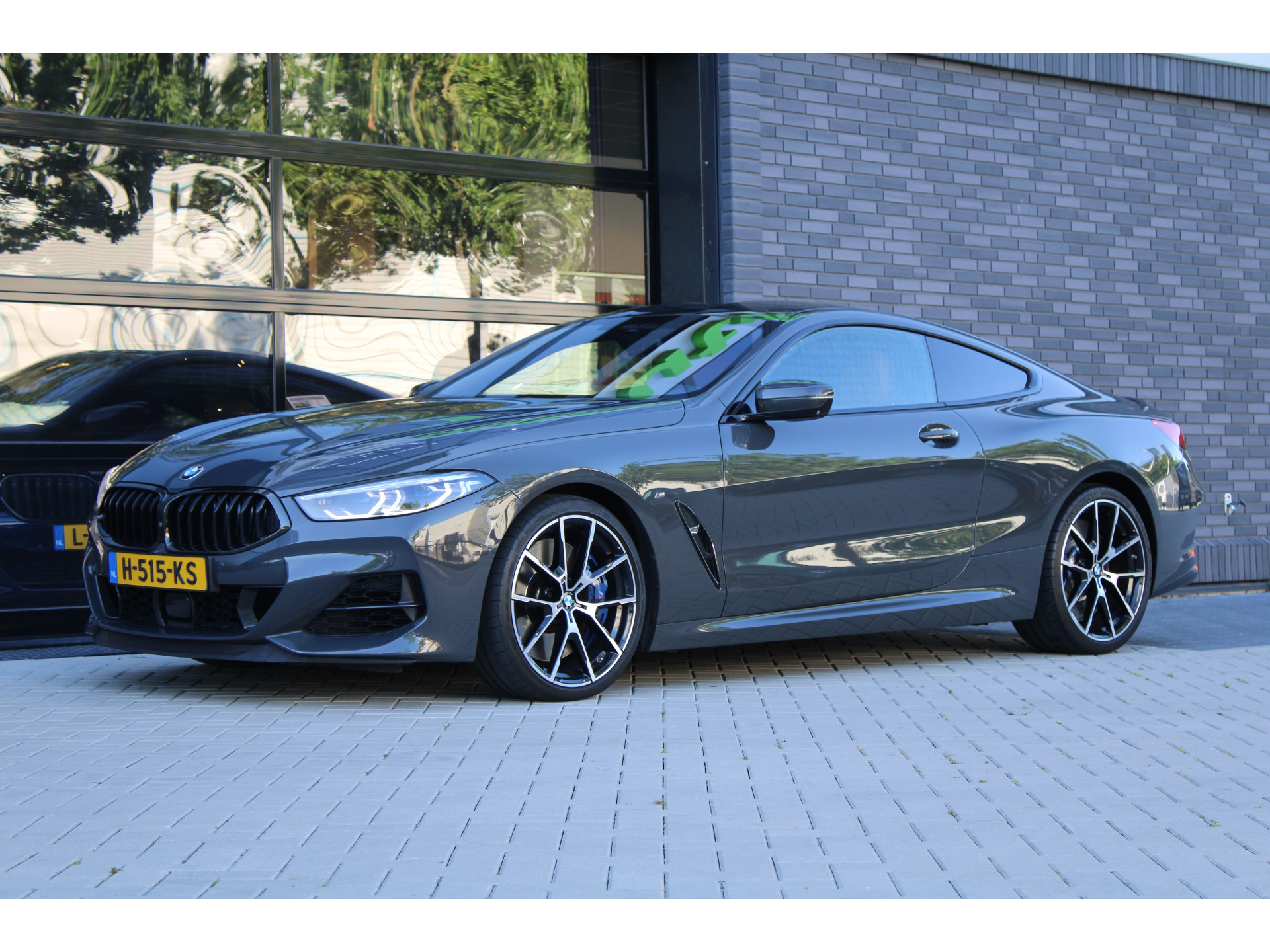 BMW 8 Serie M850i xDrive High Executive 46153342-4.jpg | ROS Automotive