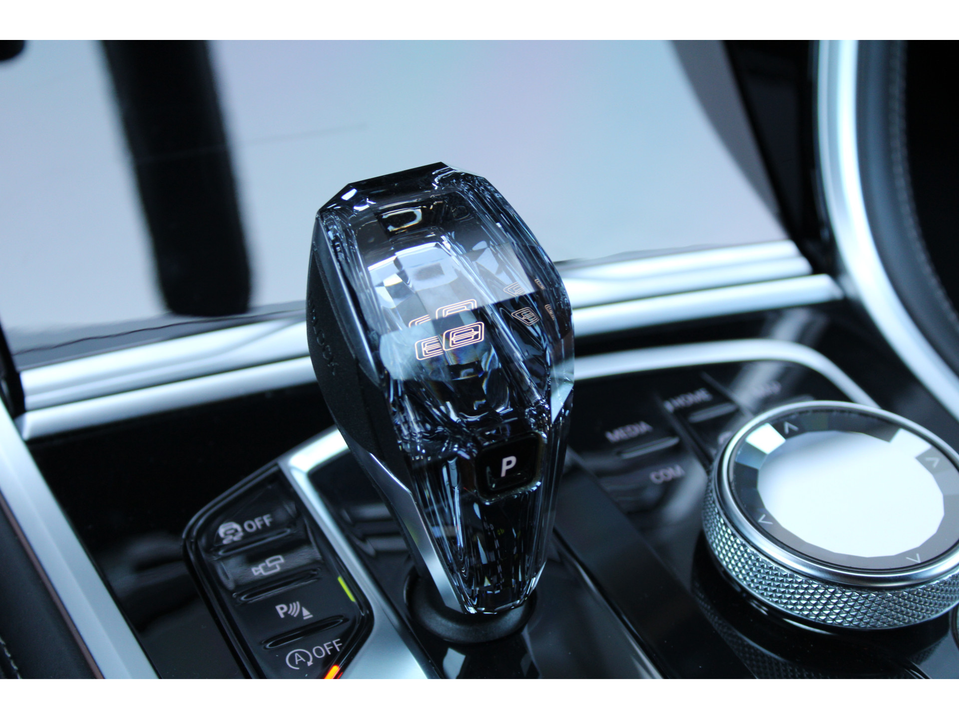 BMW 8 Serie M850i xDrive High Executive 46153342-42.jpg | ROS Automotive