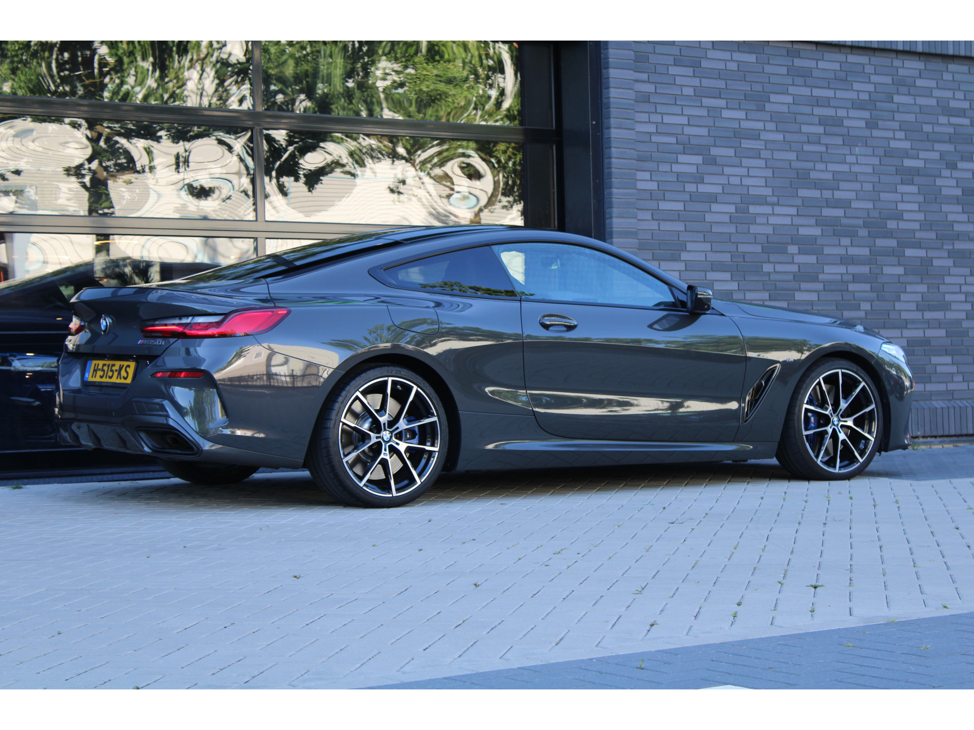 BMW 8 Serie M850i xDrive High Executive 46153342-8.jpg | ROS Automotive