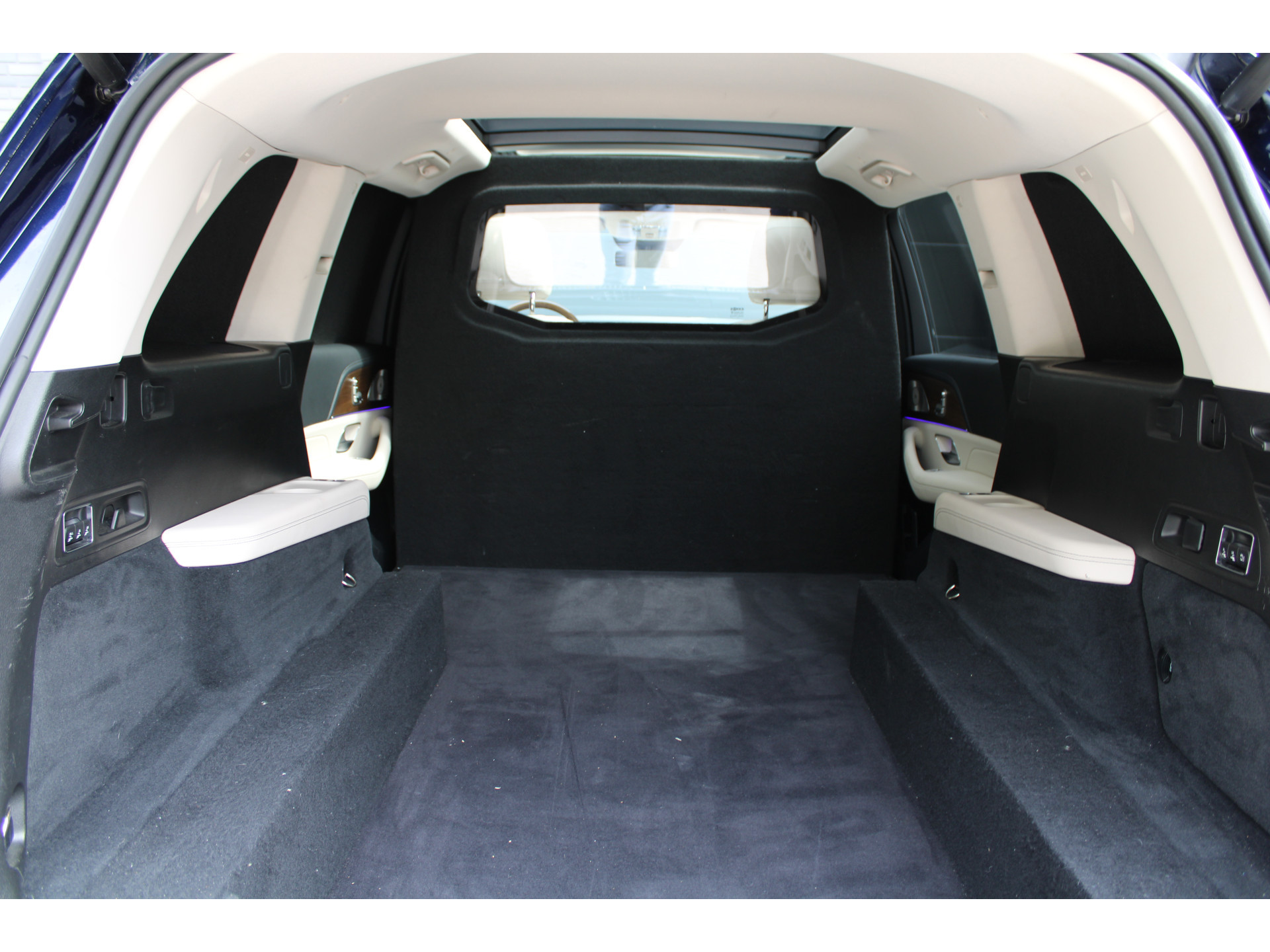 Mercedes-Benz GLS 400 d 4MATIC GLS 400 D 47143215-45.jpg | ROS Automotive