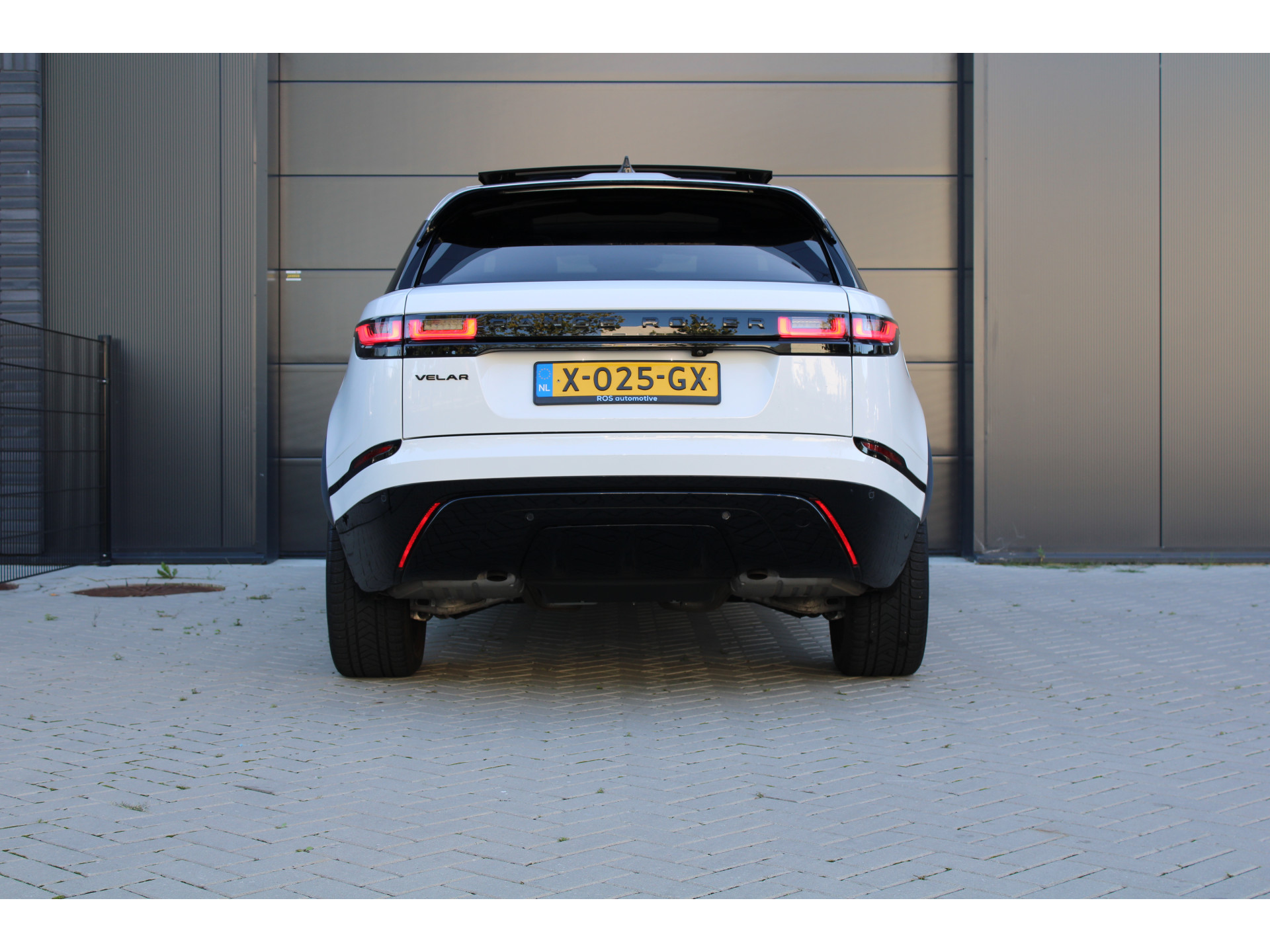 Land Rover Range Rover Velar 2.0 P400e R-Dynamic SE 47573941-20.jpg | ROS Automotive