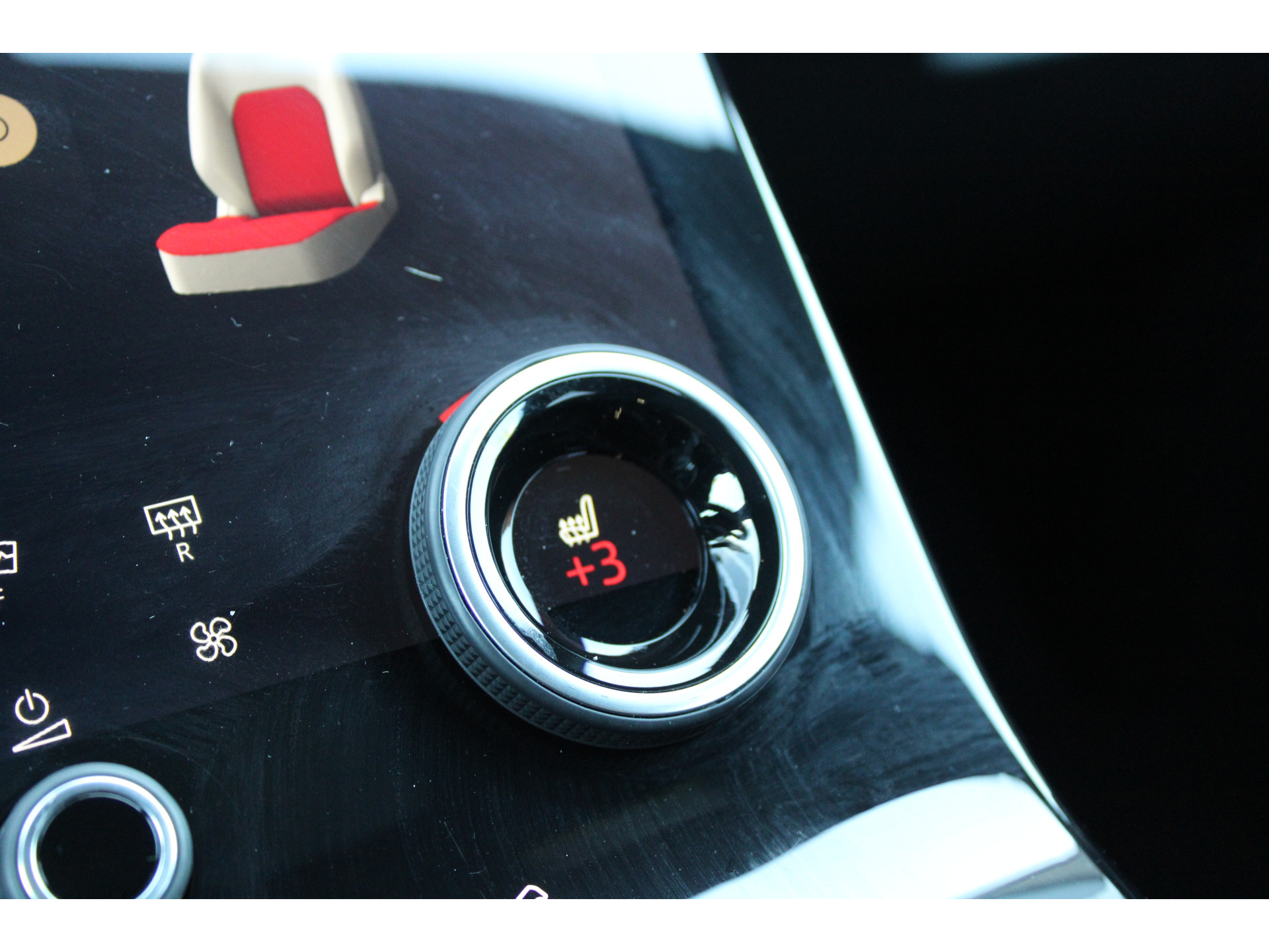 Land Rover Range Rover Velar 2.0 P400e R-Dynamic SE 47573941-45.jpg | ROS Automotive