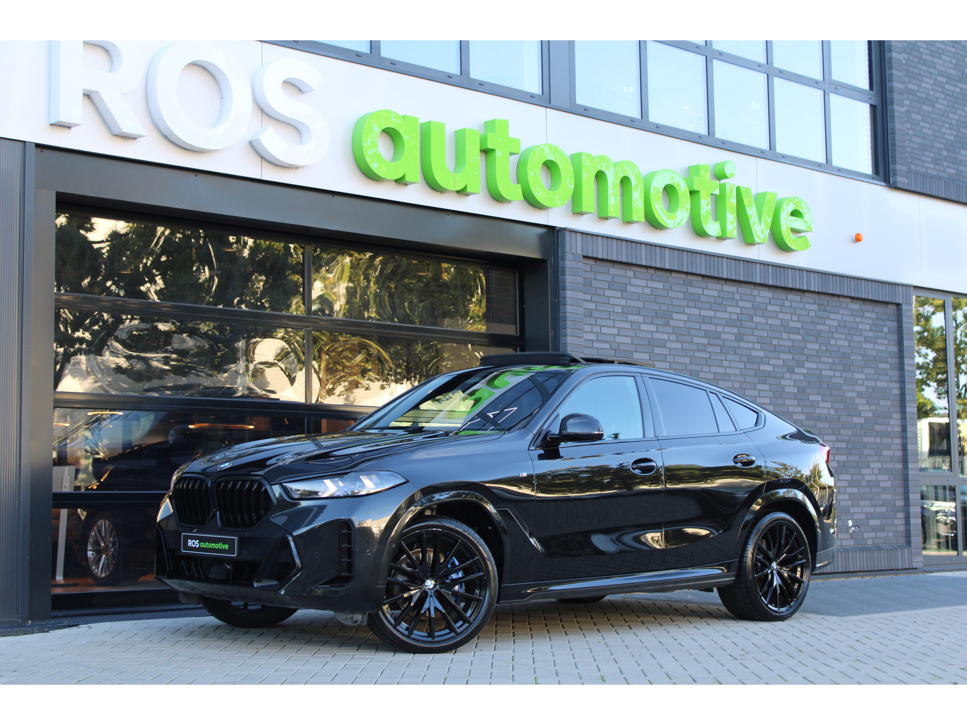 BMW X6 xDrive40i M-SPORT 47827534-0.jpg | ROS Automotive
