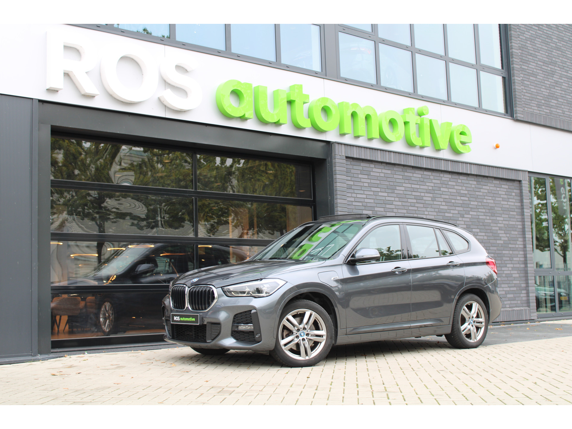 BMW X1 xDrive25e High Executive M-SPORT 47939704-0.jpg | ROS Automotive