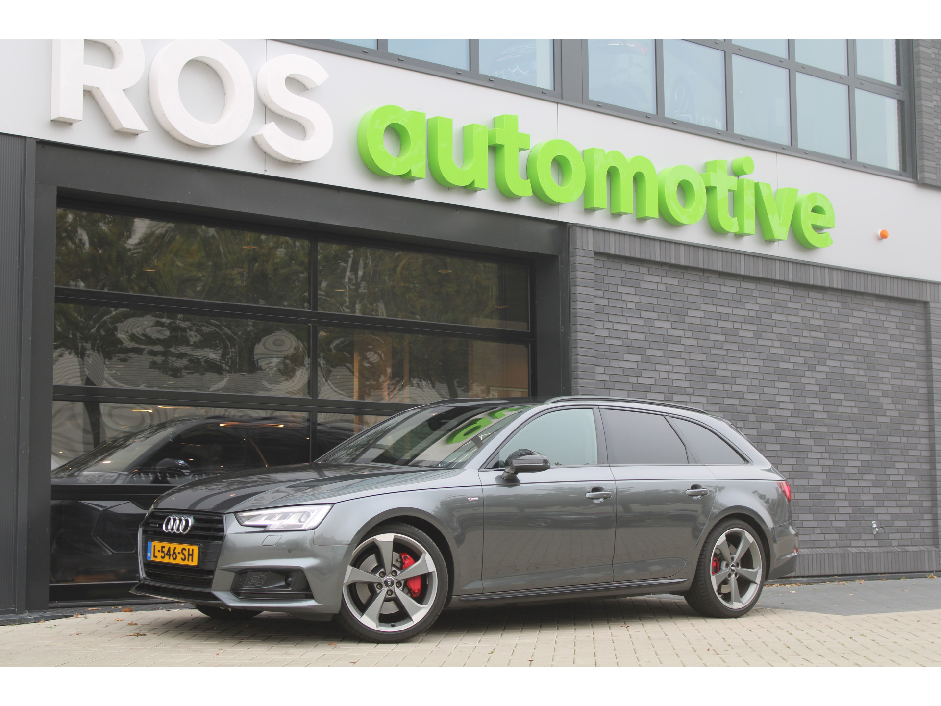 Audi A4 Avant 2.0 TFSI MHEV quattro Sport S line black edition 47987459-0.jpg | ROS Automotive