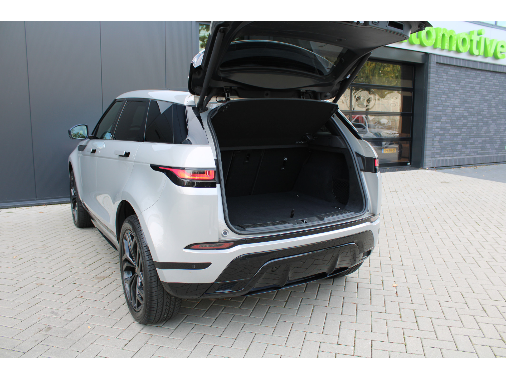 Land Rover Range Rover Evoque 2.0 D180 AWD R-Dynamic S 47993913-36.jpg | ROS Automotive