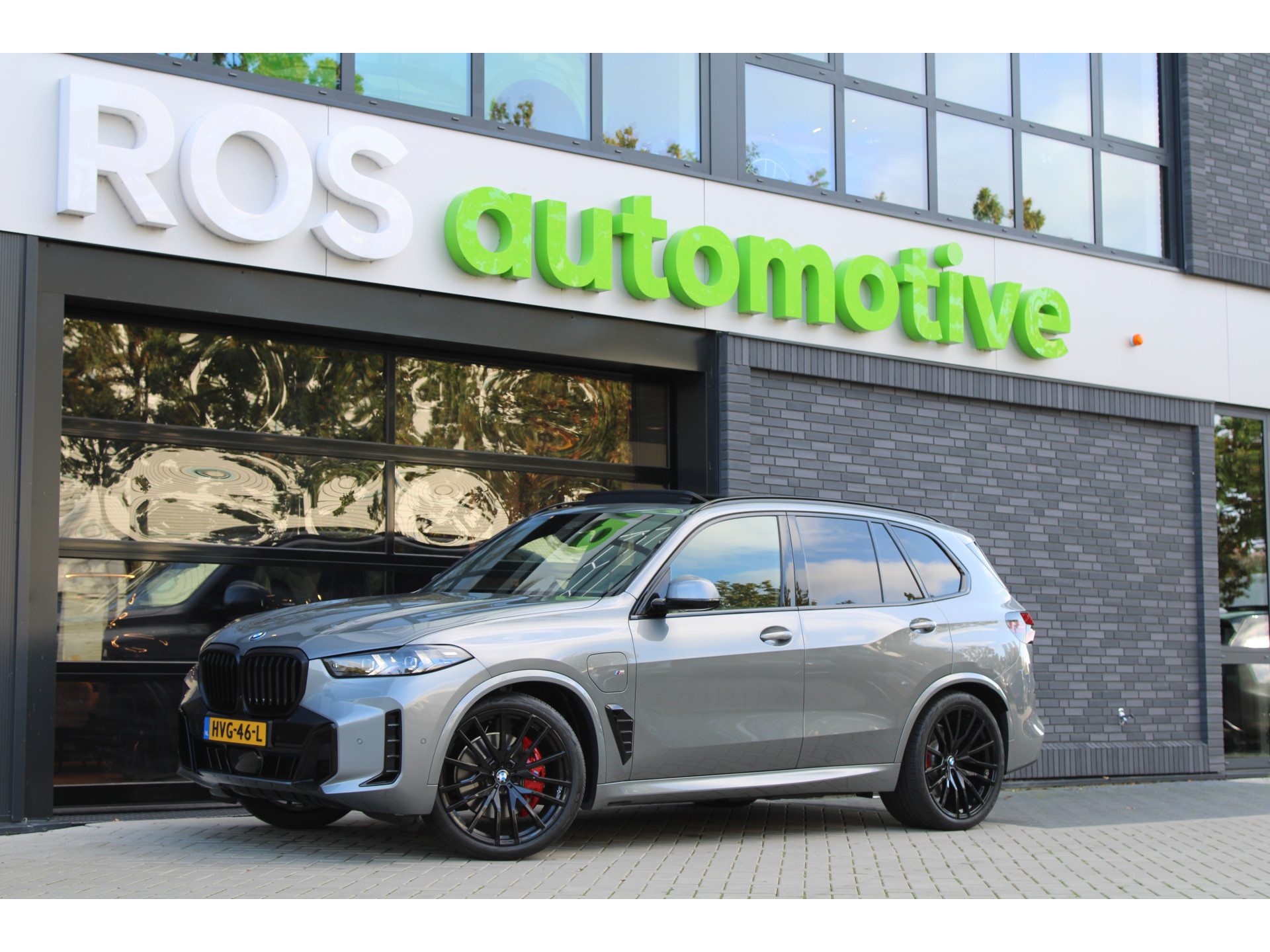 BMW X5 xDrive50e M-SPORT 48293278-0.jpg | ROS Automotive
