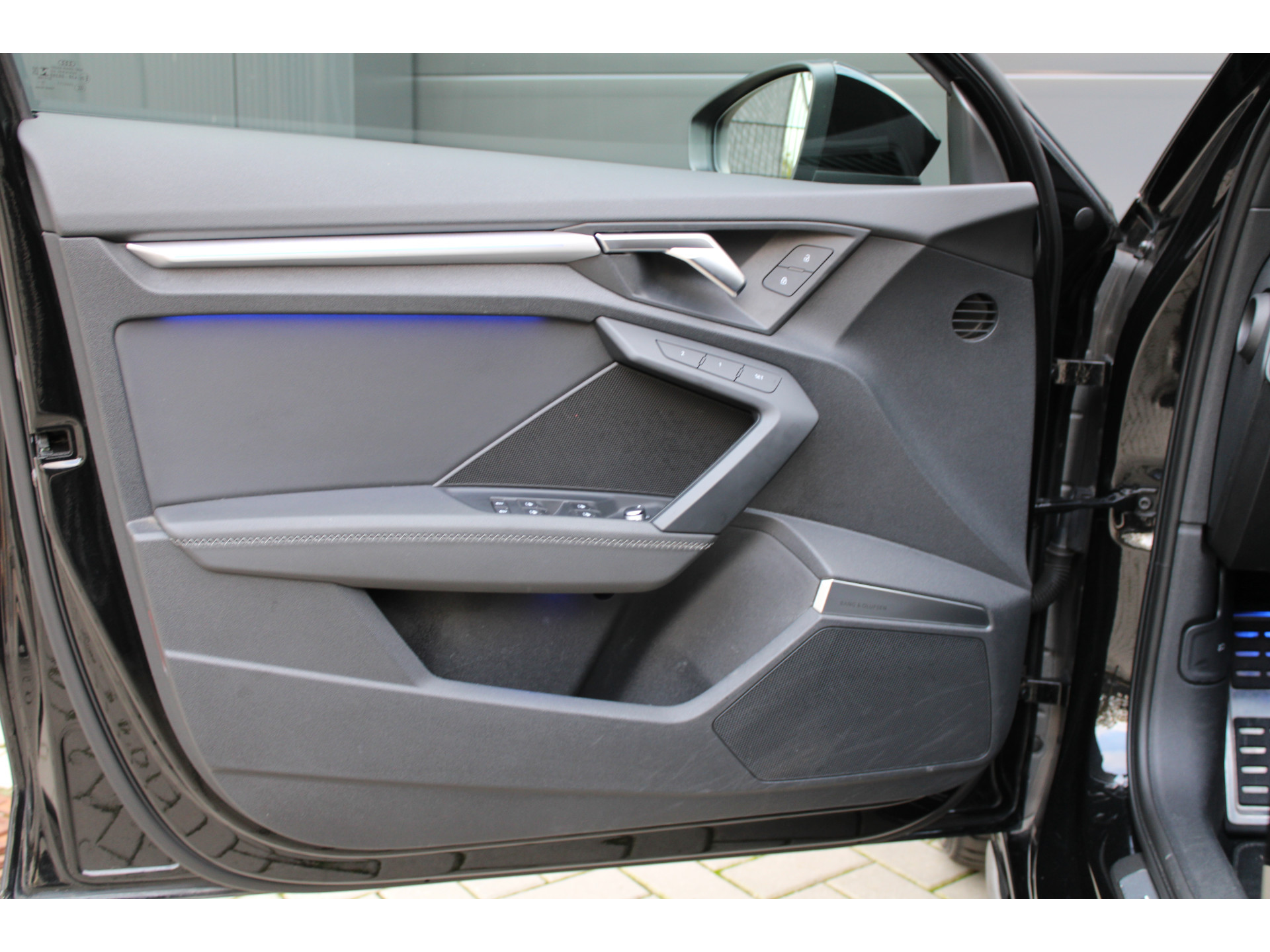 Audi S3 Sportback 2.0 TFSI S3 quattro 48484467-17.jpg | ROS Automotive