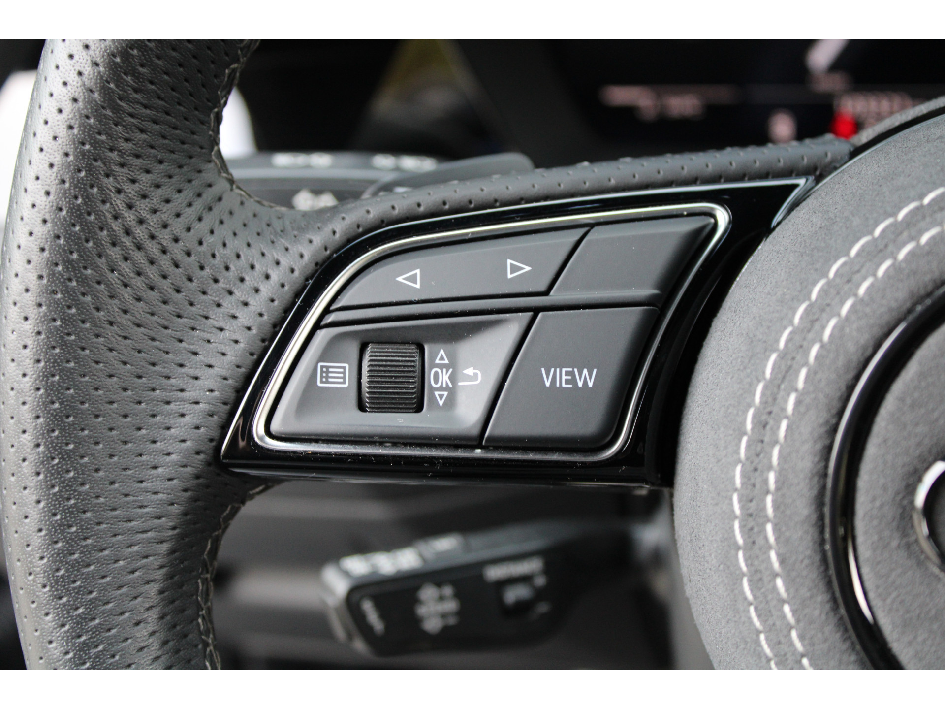 Audi S3 Sportback 2.0 TFSI S3 quattro 48484467-23.jpg | ROS Automotive