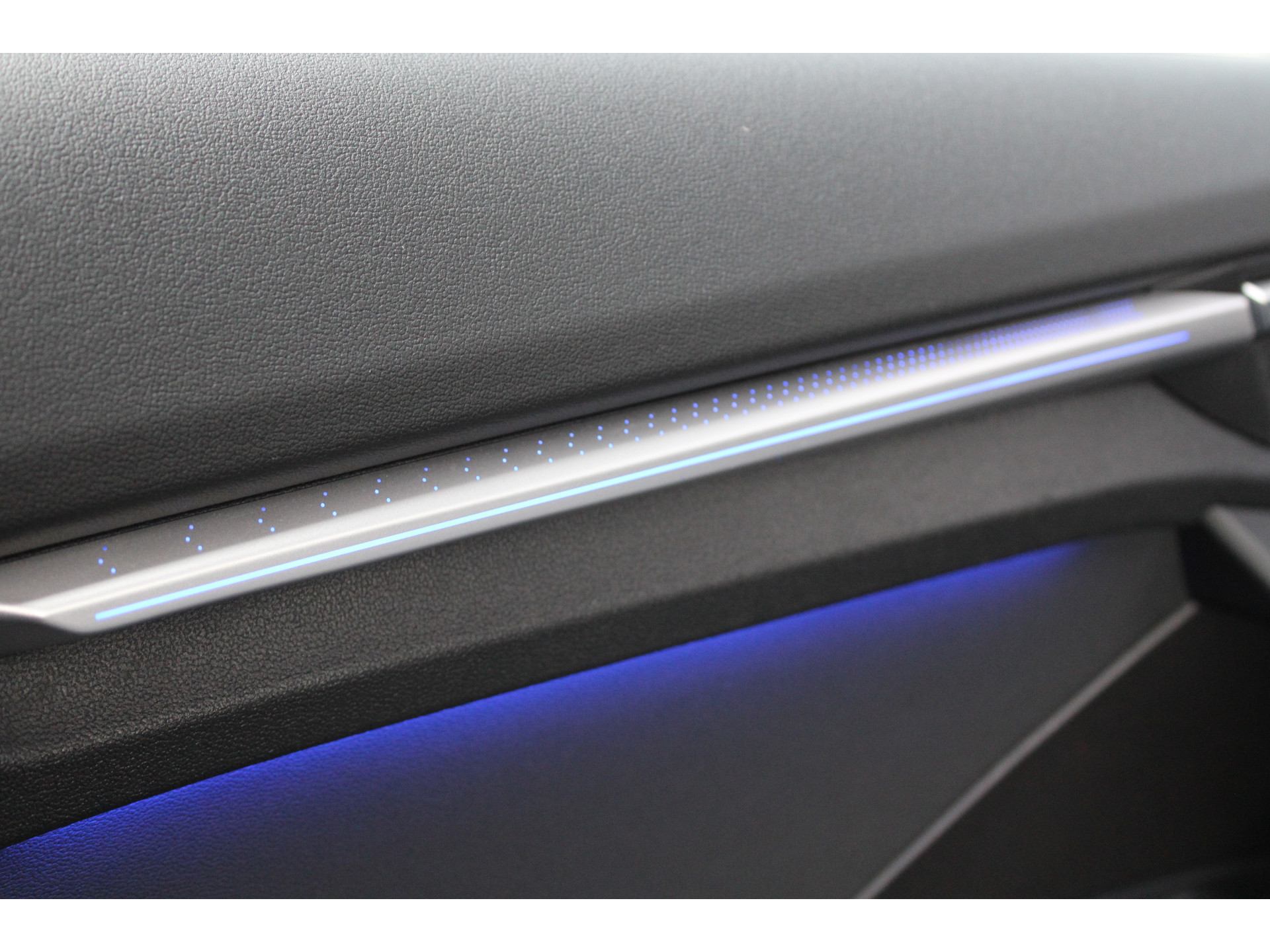 Audi S3 Sportback 2.0 TFSI S3 quattro 48484467-31.jpg | ROS Automotive