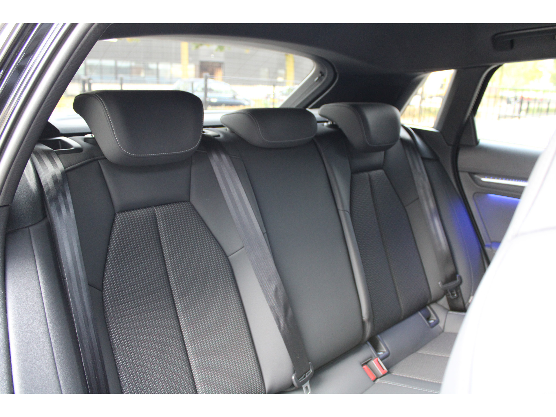 Audi S3 Sportback 2.0 TFSI S3 quattro 48484467-38.jpg | ROS Automotive