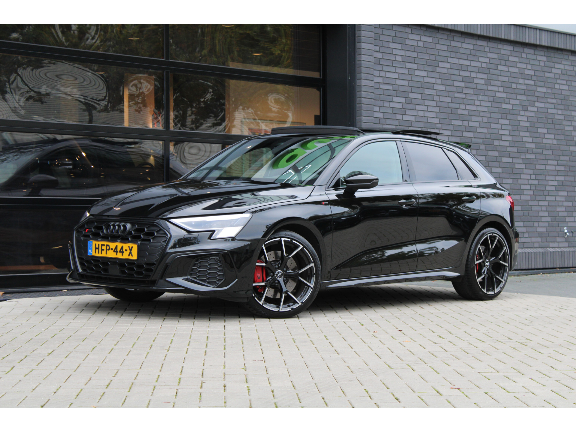 Audi S3 Sportback 2.0 TFSI S3 quattro 48484467-40.jpg | ROS Automotive