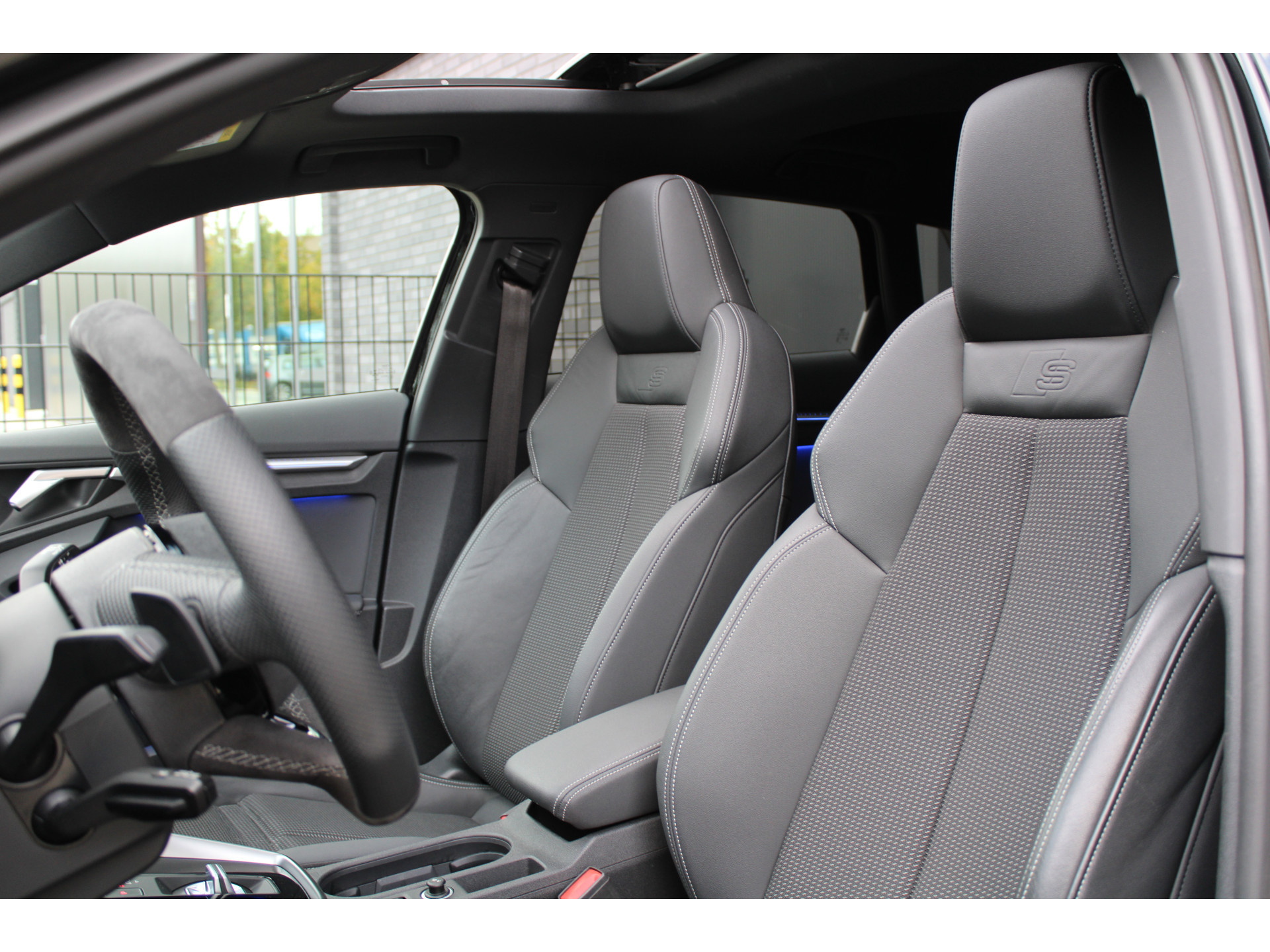 Audi S3 Sportback 2.0 TFSI S3 quattro 48484467-8.jpg | ROS Automotive