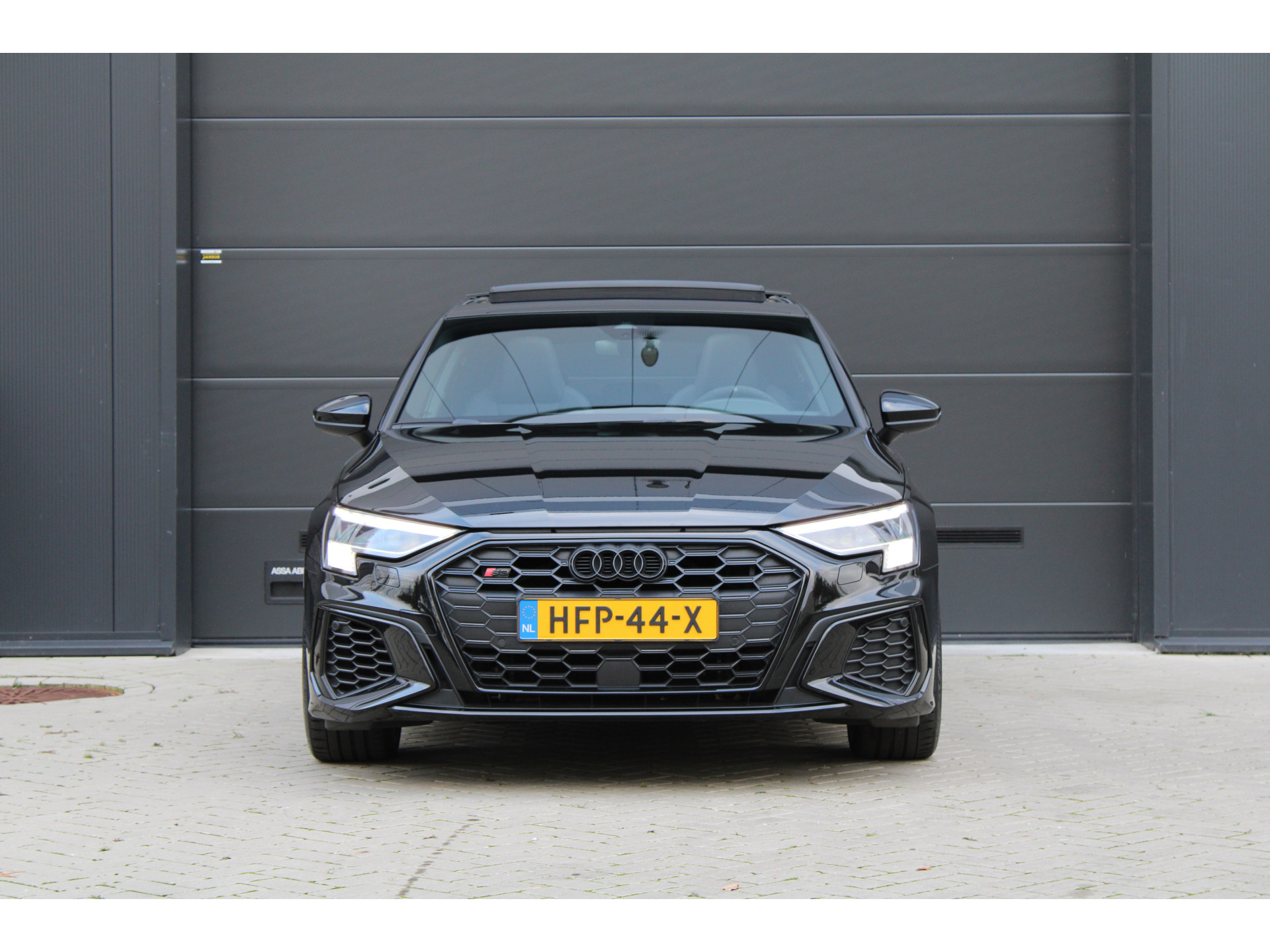 Audi S3 Sportback 2.0 TFSI S3 quattro 48484467-9.jpg | ROS Automotive