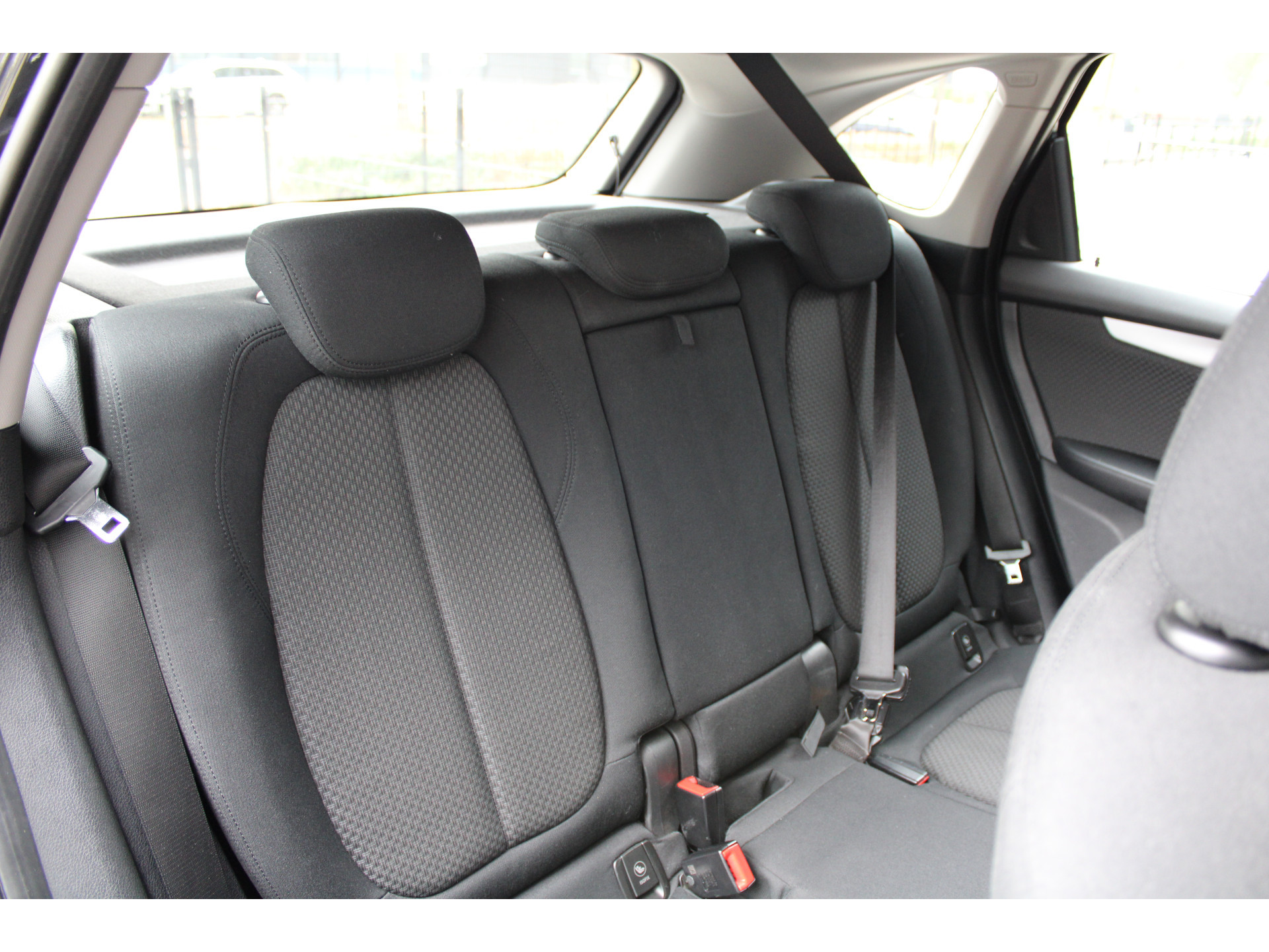 BMW 2 Serie Active Tourer 218i Essential 48484551-28.jpg | ROS Automotive