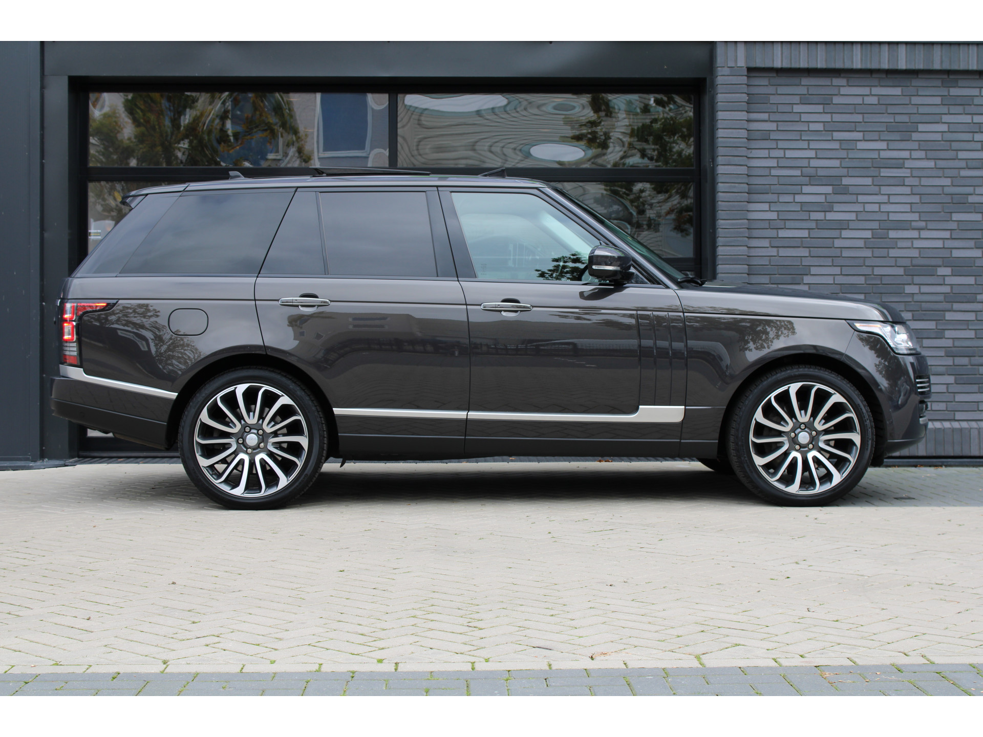 Land Rover Range Rover 4.4 SDV8 Autobiography 48516036-4.jpg | ROS Automotive