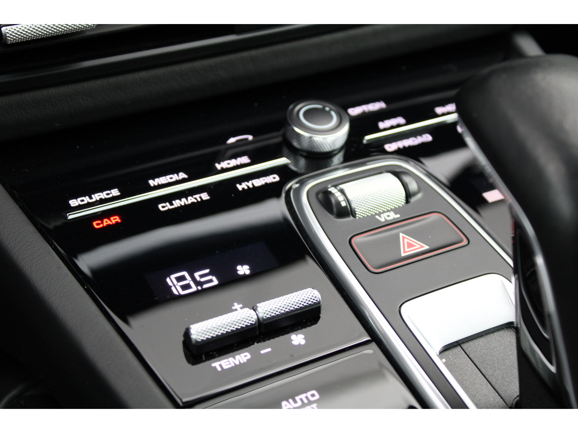 Porsche Cayenne Coupé 3.0 E-Hybrid 48529637-36.jpg | ROS Automotive