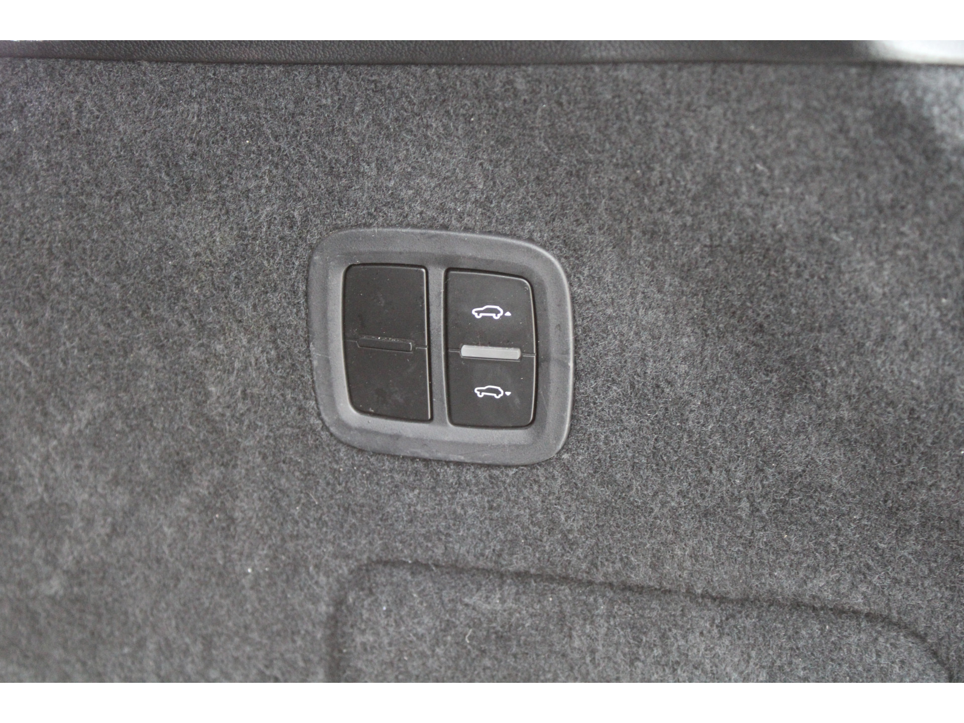 Porsche Cayenne Coupé 3.0 E-Hybrid 48529637-50.jpg | ROS Automotive