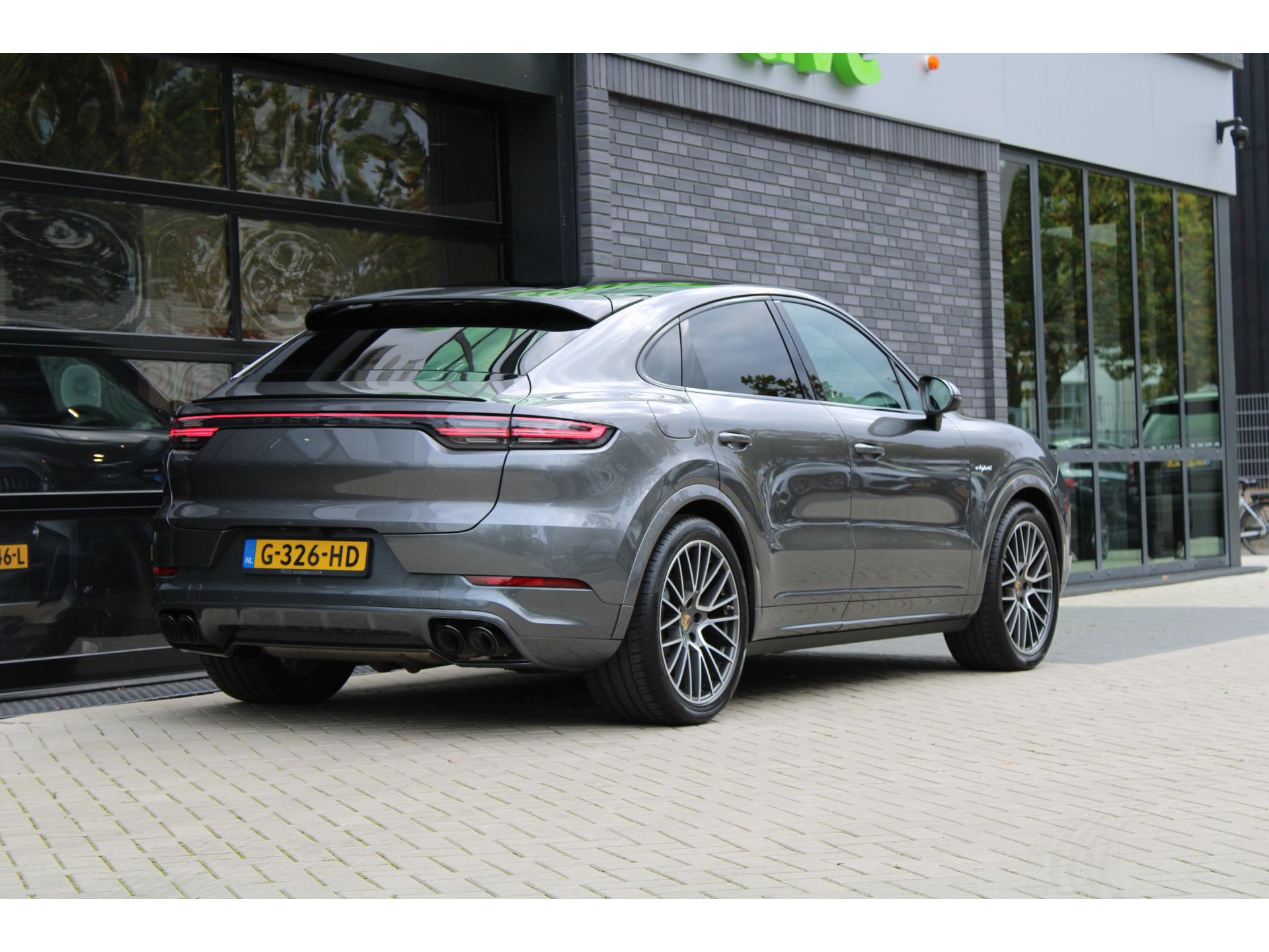 Porsche Cayenne Coupé 3.0 E-Hybrid 48529637-7.jpg | ROS Automotive