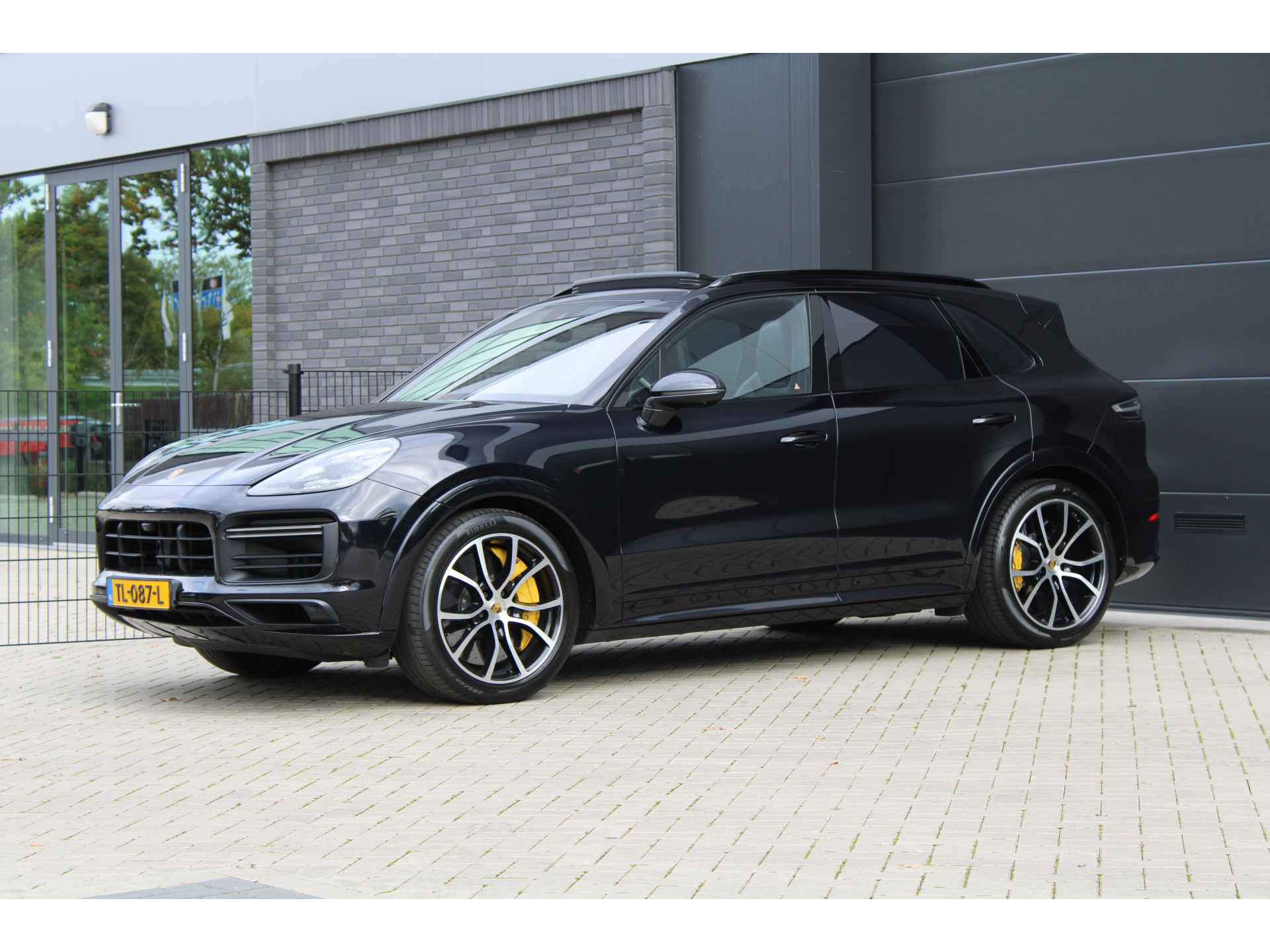 Porsche Cayenne 4.0 Turbo 48536199-11.jpg | ROS Automotive