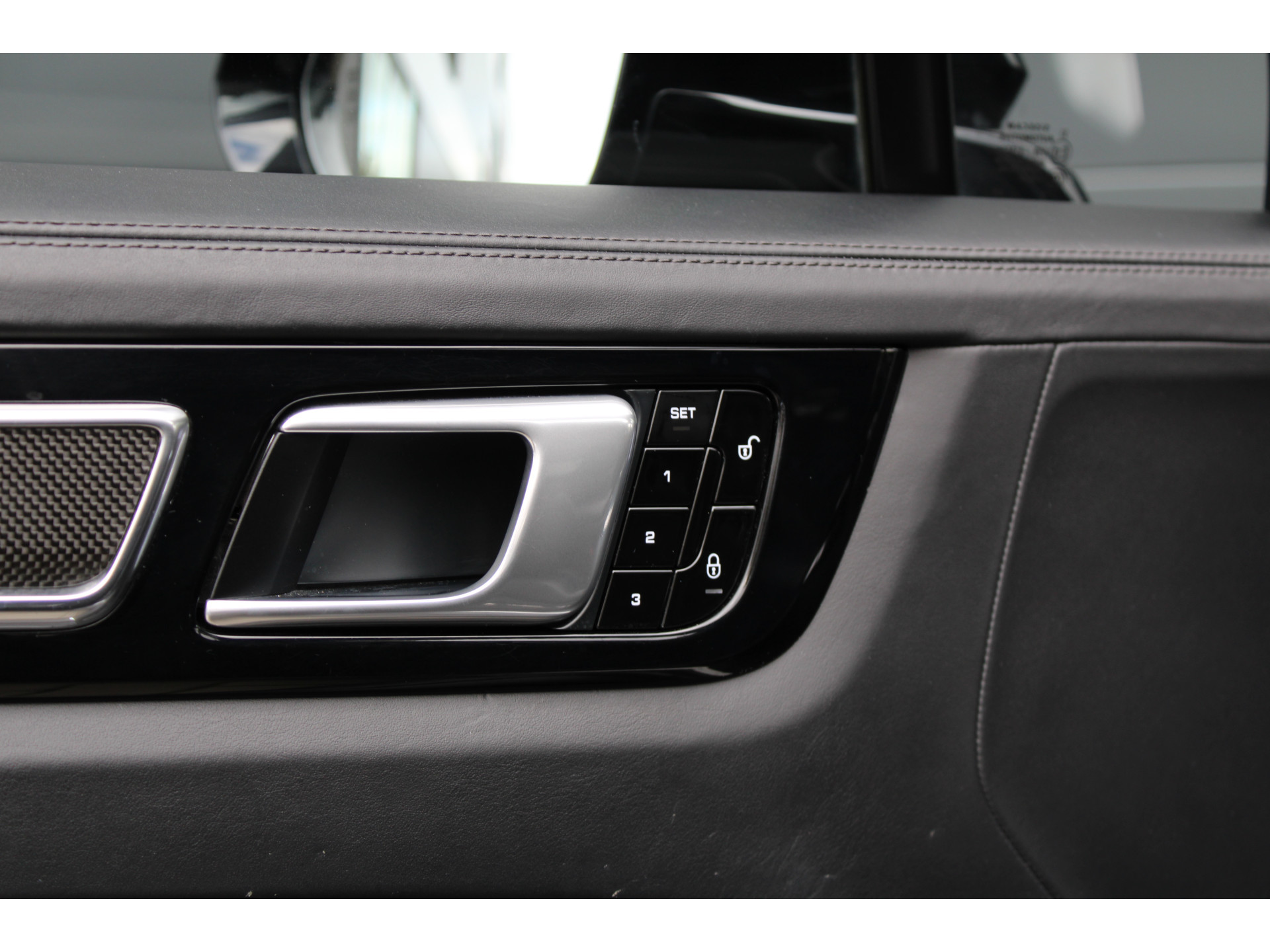 Porsche Cayenne 4.0 Turbo 48536199-14.jpg | ROS Automotive