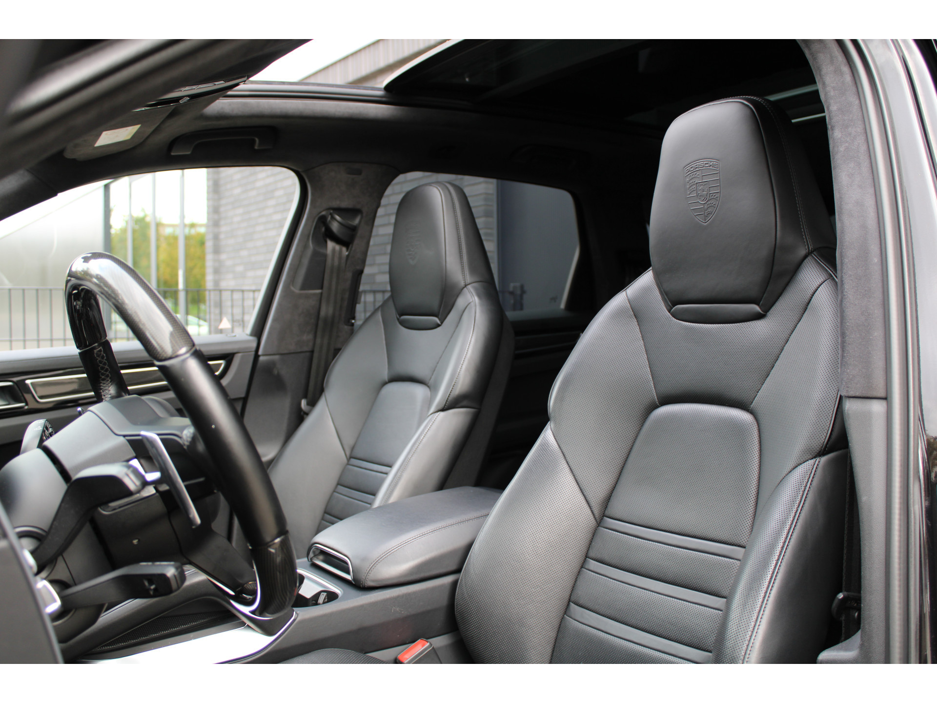 Porsche Cayenne 4.0 Turbo 48536199-18.jpg | ROS Automotive