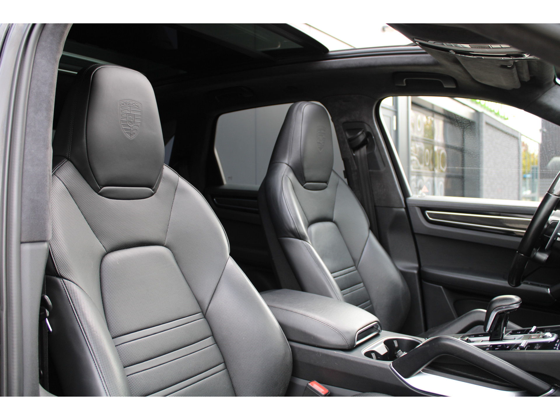 Porsche Cayenne 4.0 Turbo 48536199-21.jpg | ROS Automotive