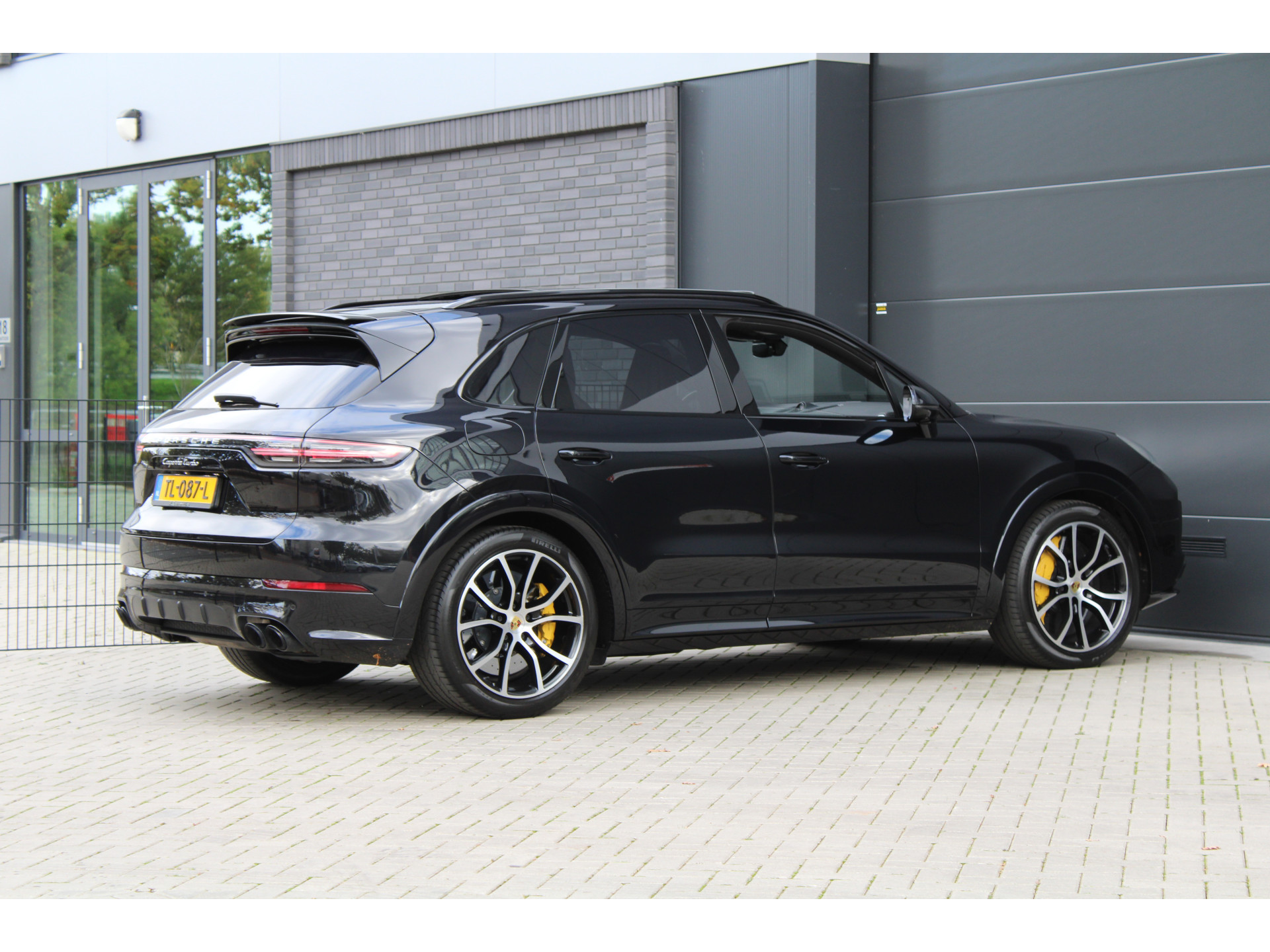 Porsche Cayenne 4.0 Turbo 48536199-23.jpg | ROS Automotive