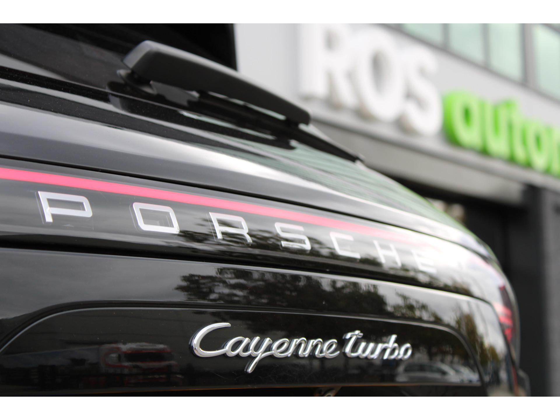 Porsche Cayenne 4.0 Turbo 48536199-26.jpg | ROS Automotive