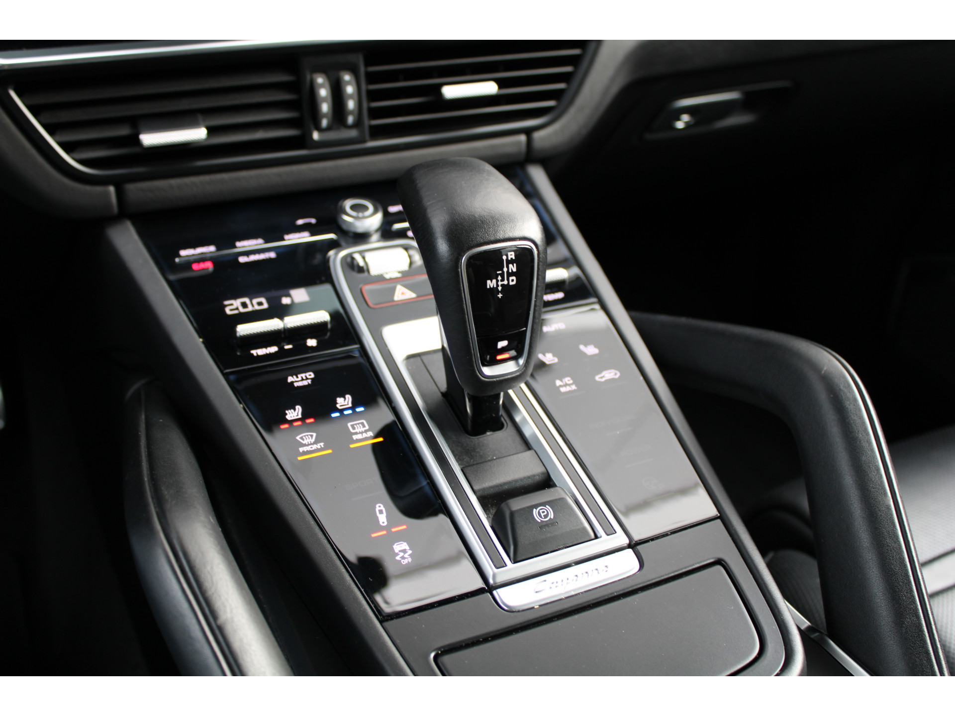 Porsche Cayenne 4.0 Turbo 48536199-37.jpg | ROS Automotive