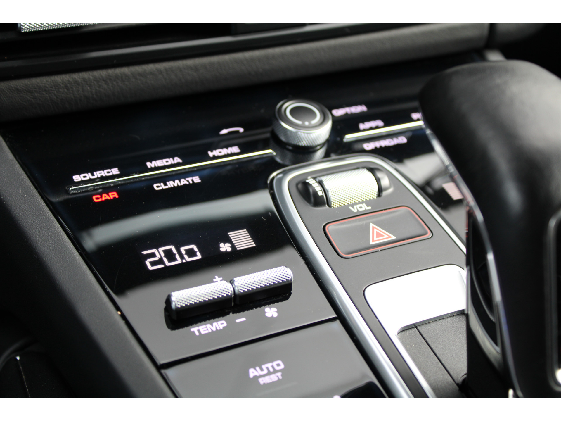 Porsche Cayenne 4.0 Turbo 48536199-38.jpg | ROS Automotive