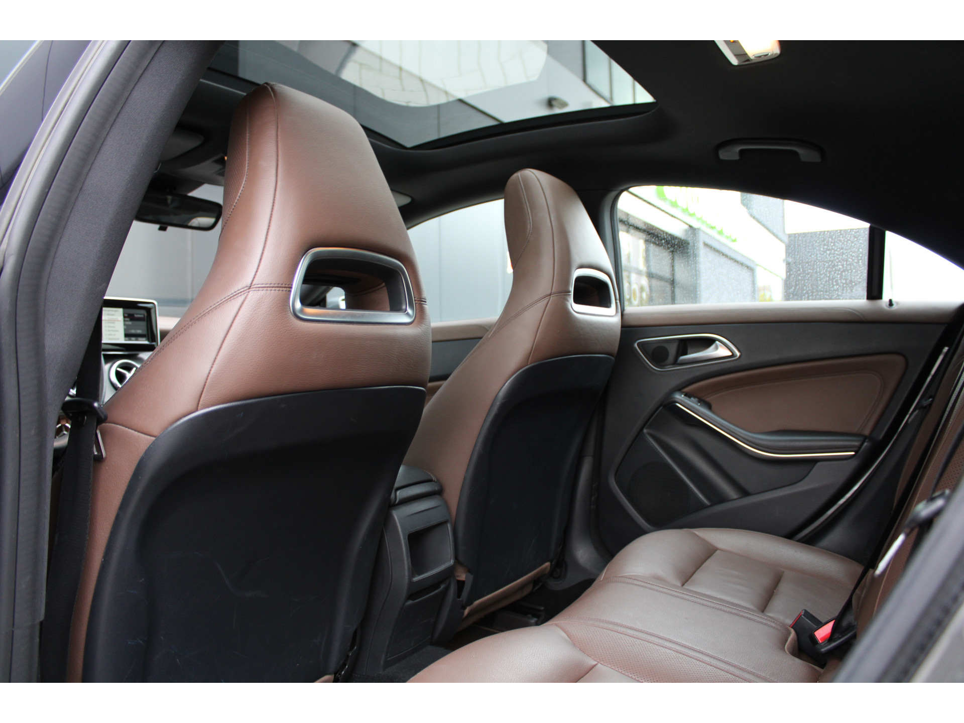 Mercedes-Benz CLA-Klasse 180 Ambition 48547670-27.jpg | ROS Automotive