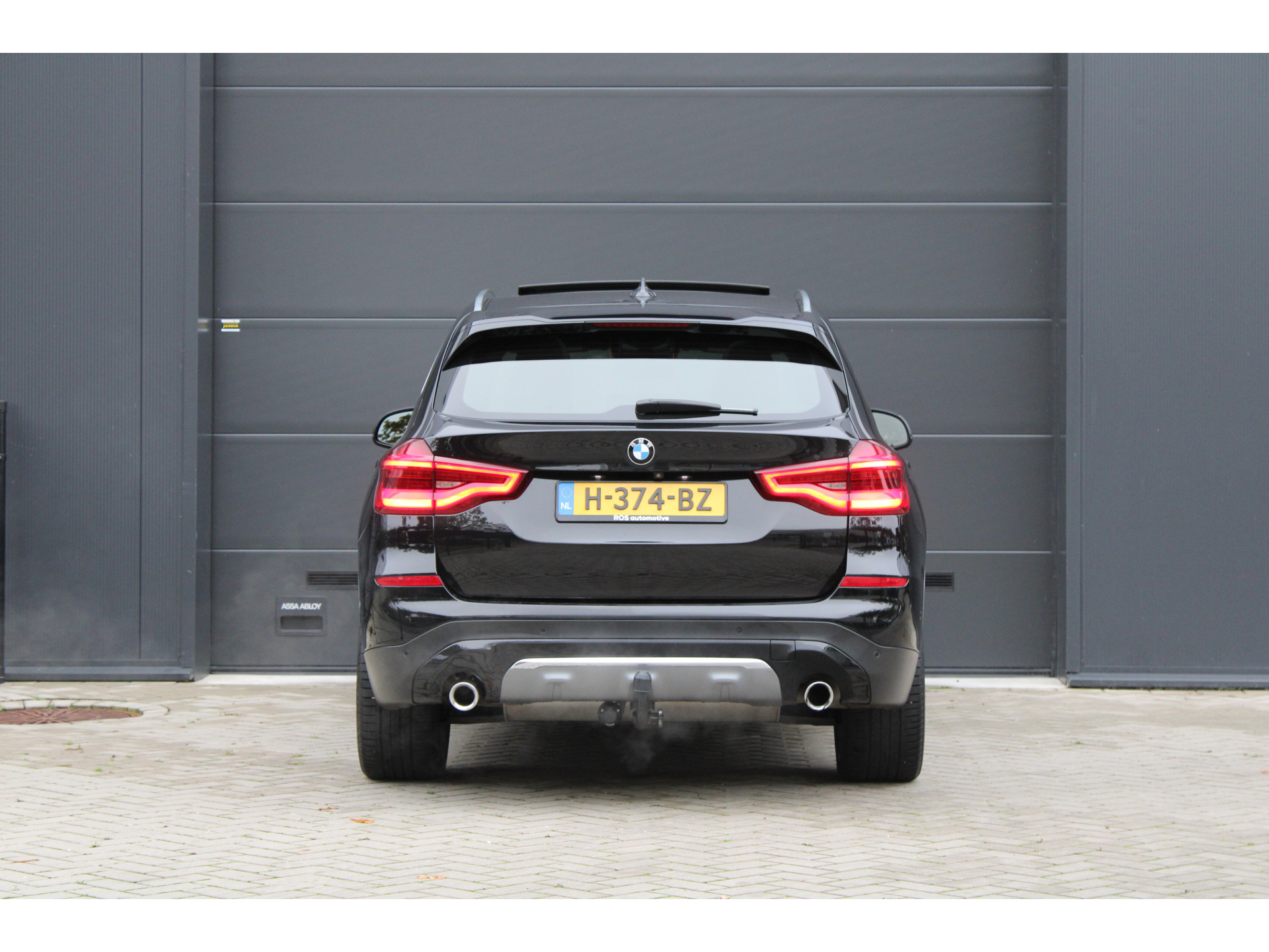 BMW X3 xDrive30i High Executive 48549171-12.jpg | ROS Automotive