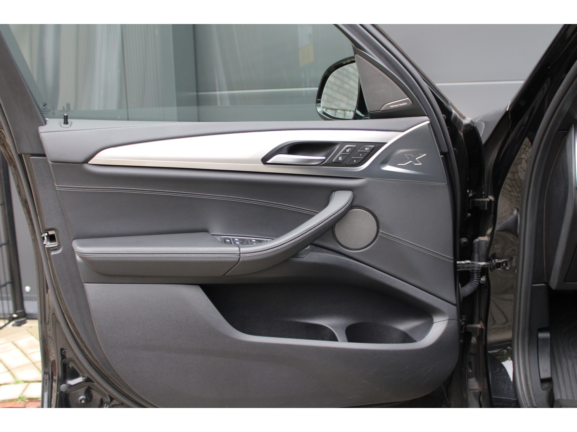 BMW X3 xDrive30i High Executive 48549171-14.jpg | ROS Automotive