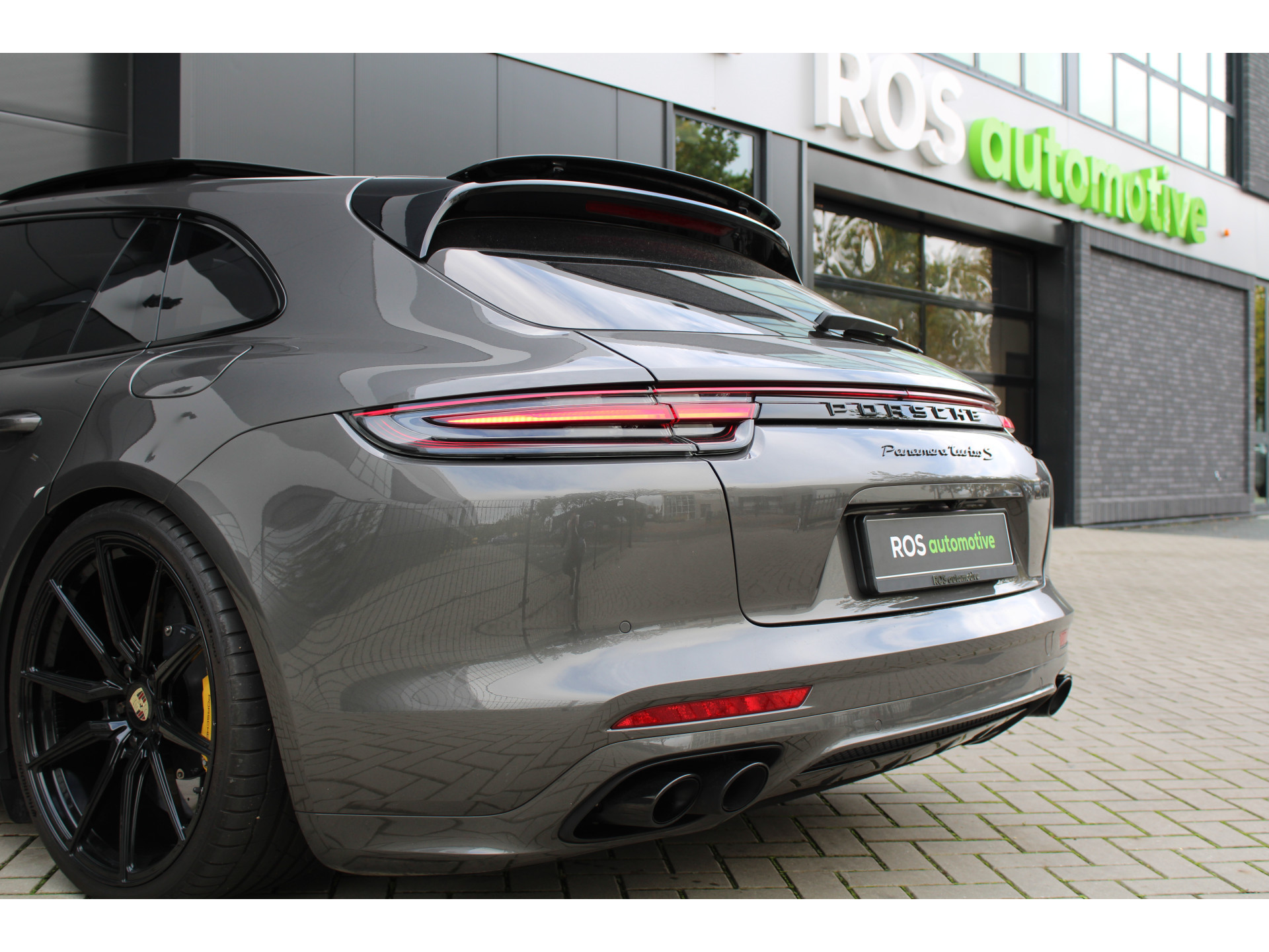 Porsche Panamera Sport Turismo 4.0 Turbo S E-Hybrid 48580852-16.jpg | ROS Automotive