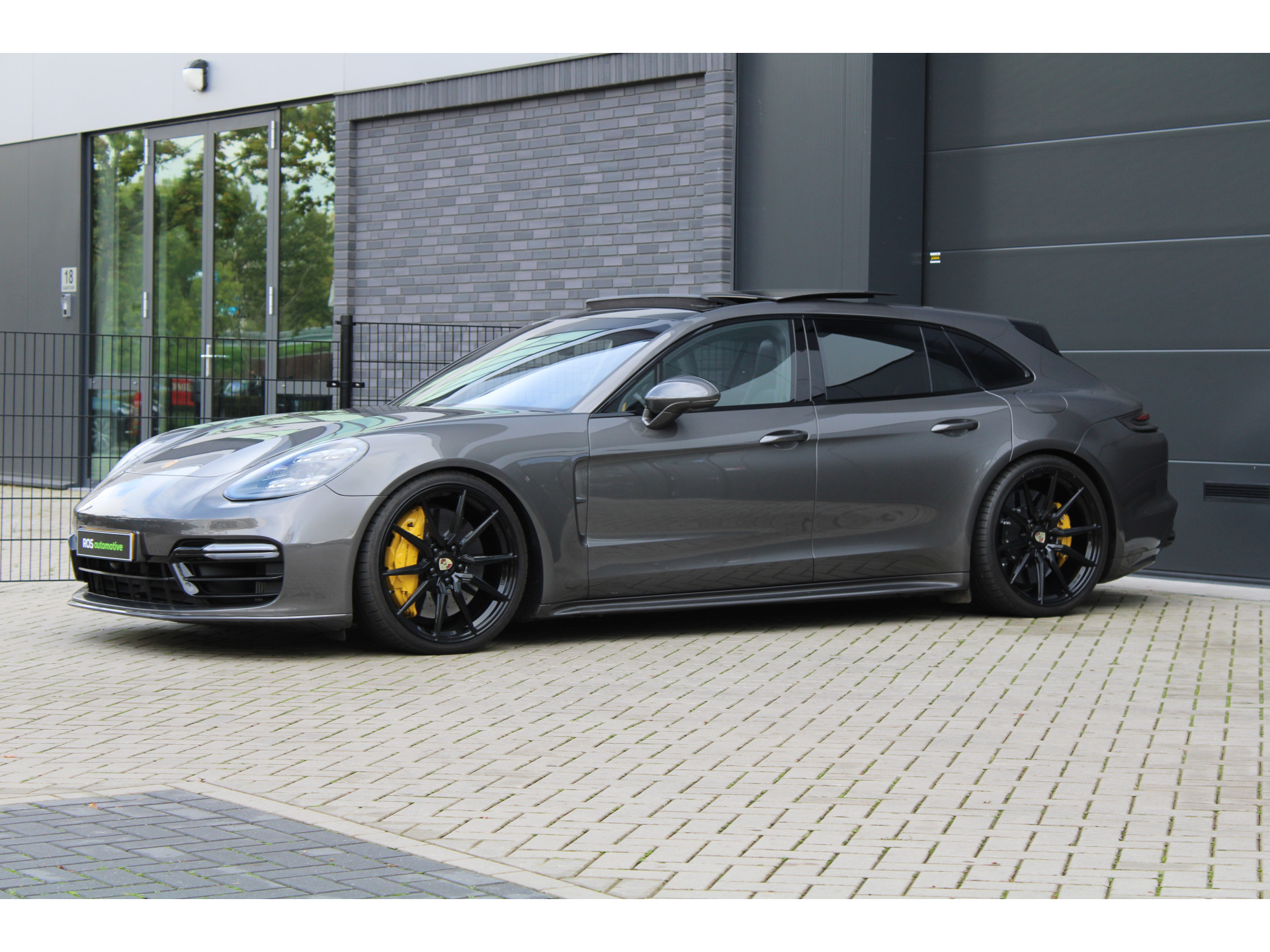 Porsche Panamera Sport Turismo 4.0 Turbo S E-Hybrid 48580852-52.jpg | ROS Automotive