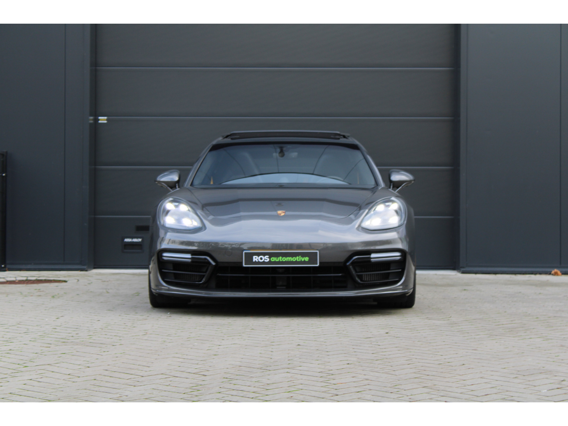 Porsche Panamera Sport Turismo 4.0 Turbo S E-Hybrid 48580852-9.jpg | ROS Automotive
