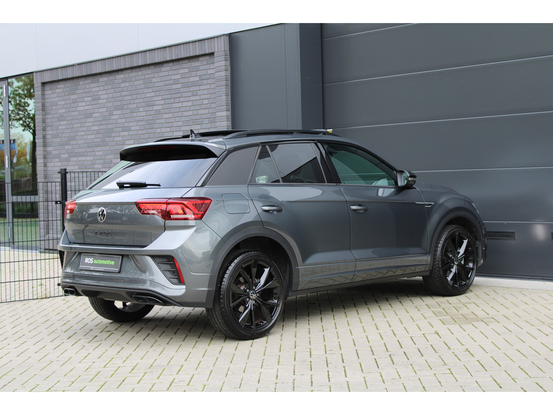 Volkswagen T-Roc 1.5 TSI R-Line 48749097-38.jpg | ROS Automotive